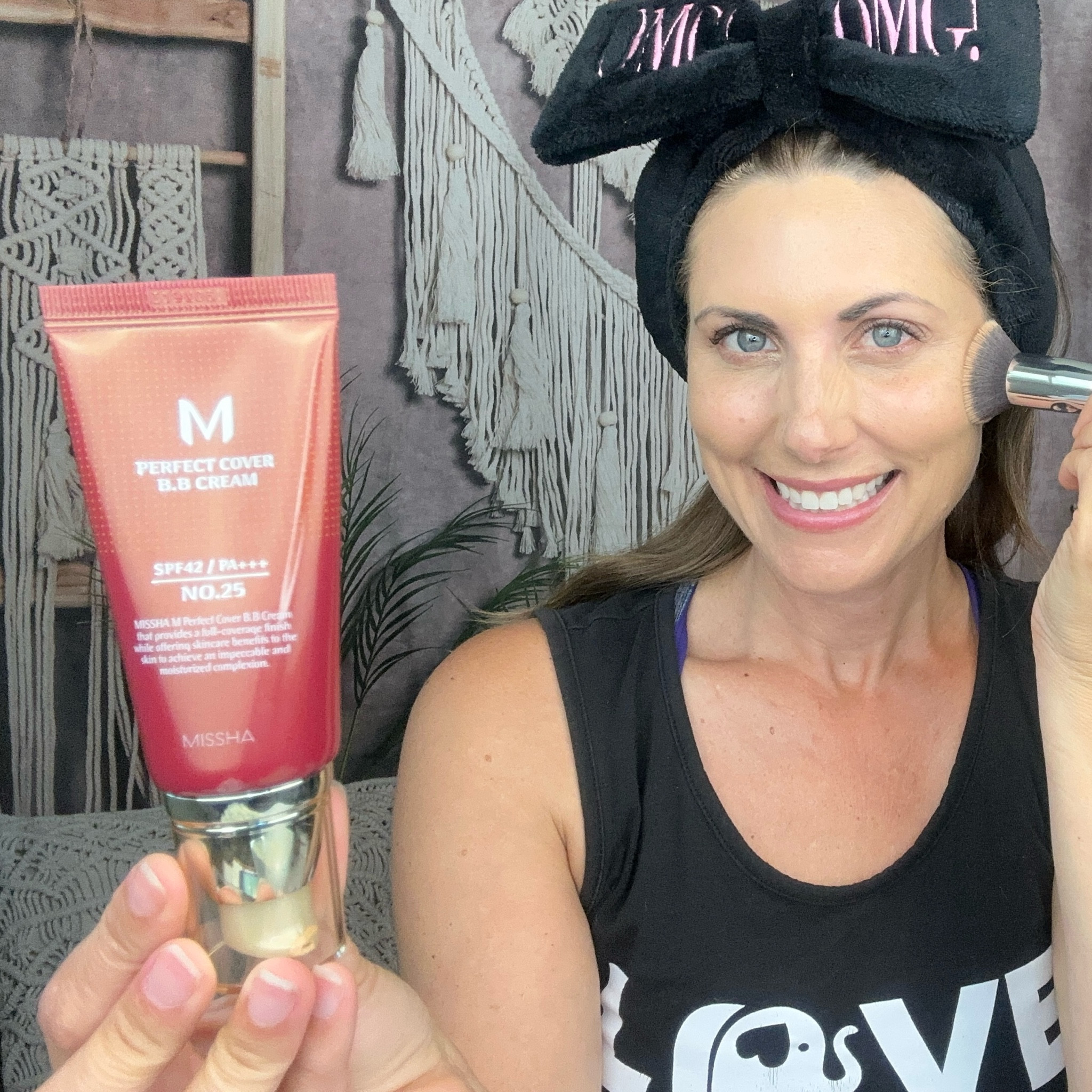 Missha M Perfect BB Cream No.25 Warm Beige Review | Flawless Coverage & Natural Finish

#LTKFindsUnder50 #LTKBeauty