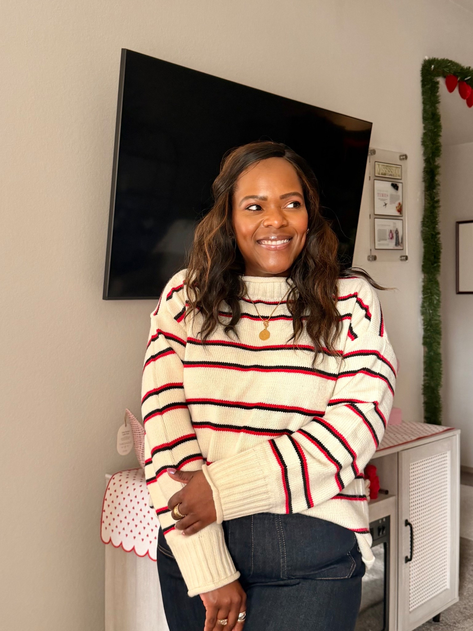 I love this J. Crew inspired roll neck sweater from Amazon! The quality is so good and affordable. I’m wearing the size medium. 

#LTKPetite #LTKMidsize #LTKootd