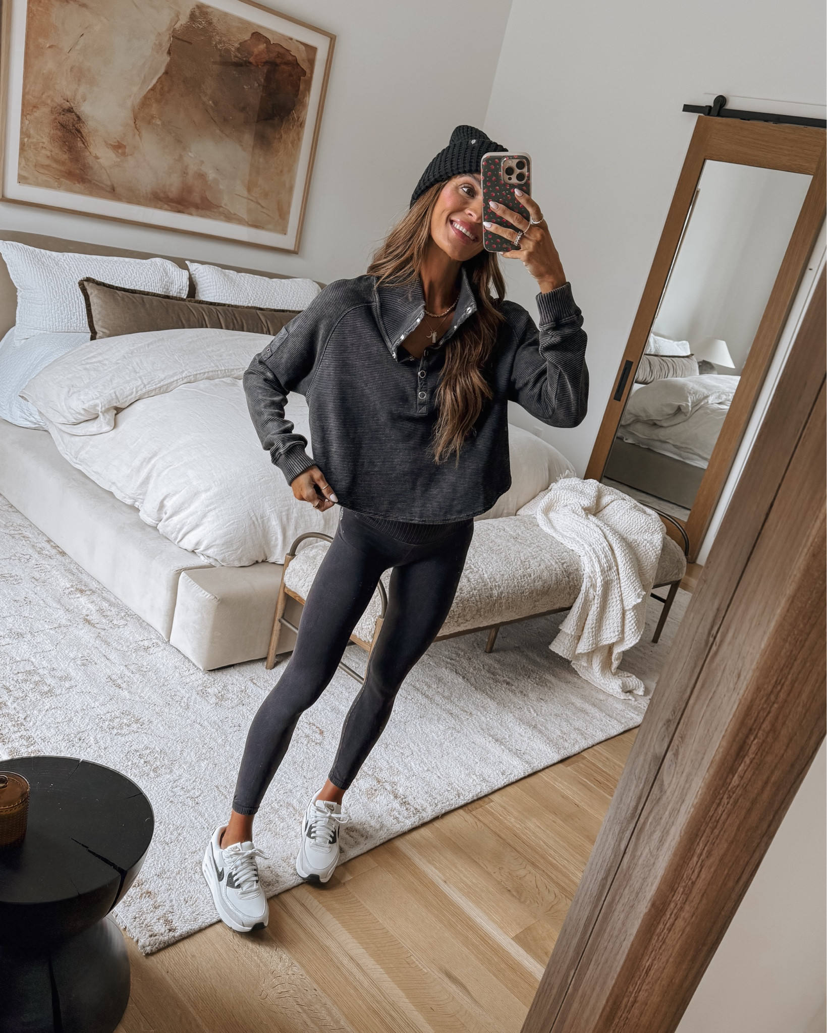 this quarter snap is SO cute! 🖤 comes in a ton of colors and has such a good fit! 🙌🏻
@freepeople 

#LTKHoliday #LTKSaleAlert