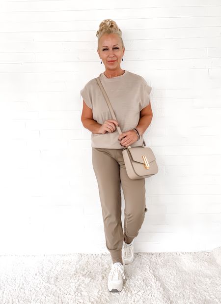 Amazon Neutral Joggers + Fashion T-shirt + Demellier Bag + New Balance Sneakers = Casual Outfit / Sneaker Outfit

#LTKfindsunder50 #LTKover40 #LTKSeasonal