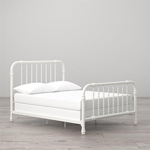 Little Seeds Monarch Hill Wren Metal Bed Full, White | Amazon (US)