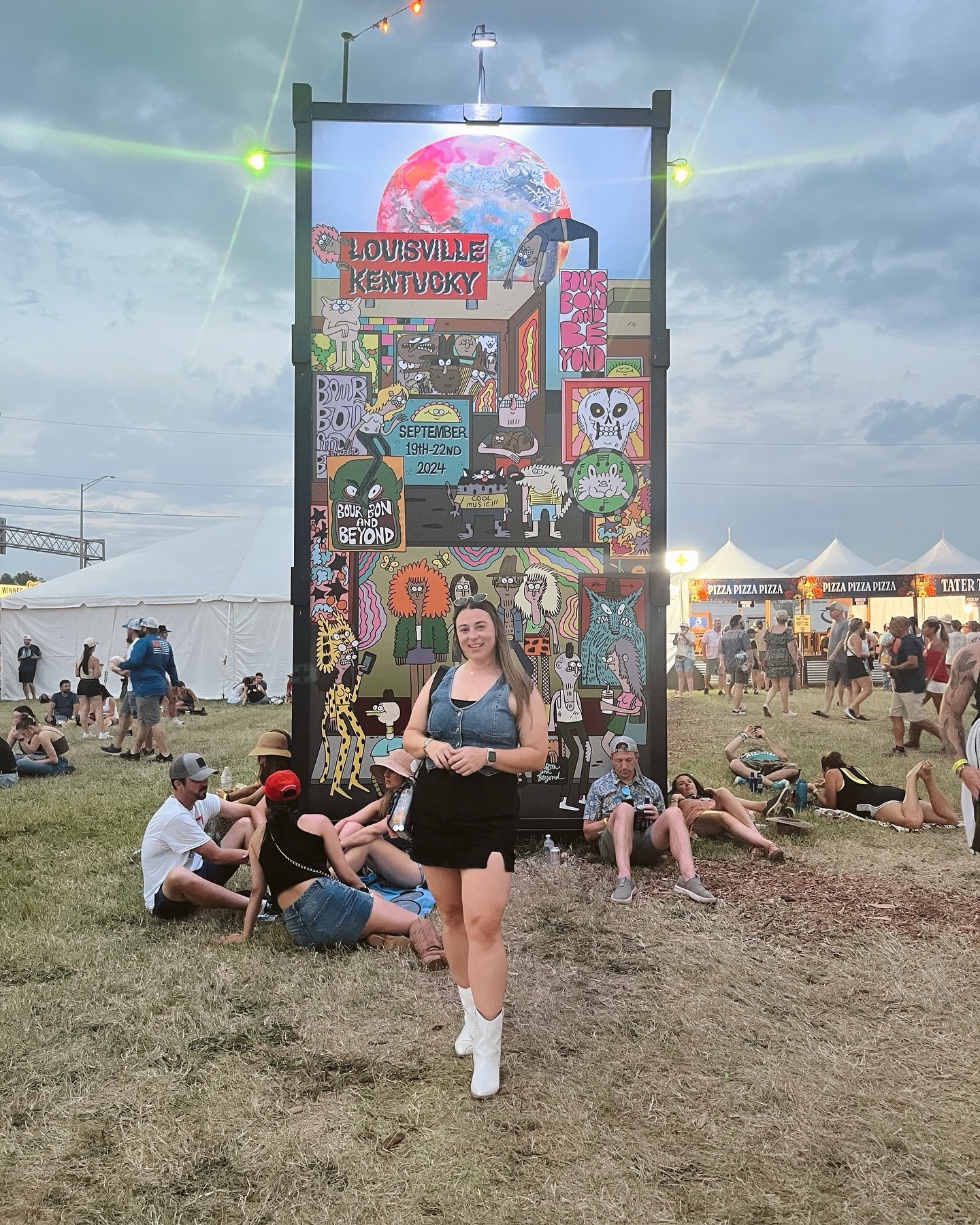 Easy music festival or concert outfit!

#LTKMidsize #LTKFindsUnder50 #LTKStyleTip