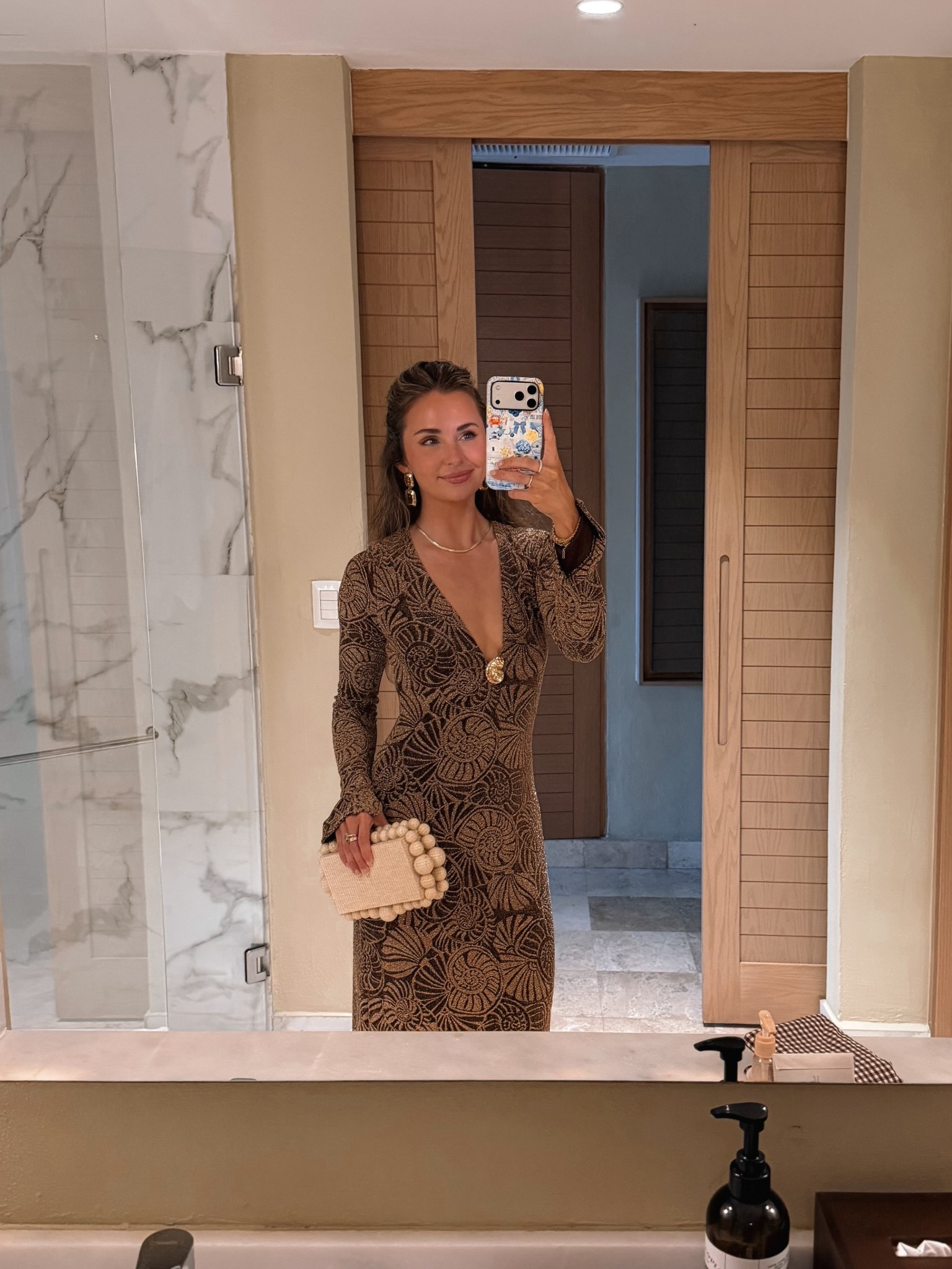 night 2 in mexico dinner outfit 🌴💃🏼🥂 i love this long sleeve resortwear dress- it is so stretchy and amazing material! perfect for the beach days and very breathable but still comfy! 

#LTKootd #LTKTravel #LTKgrwm