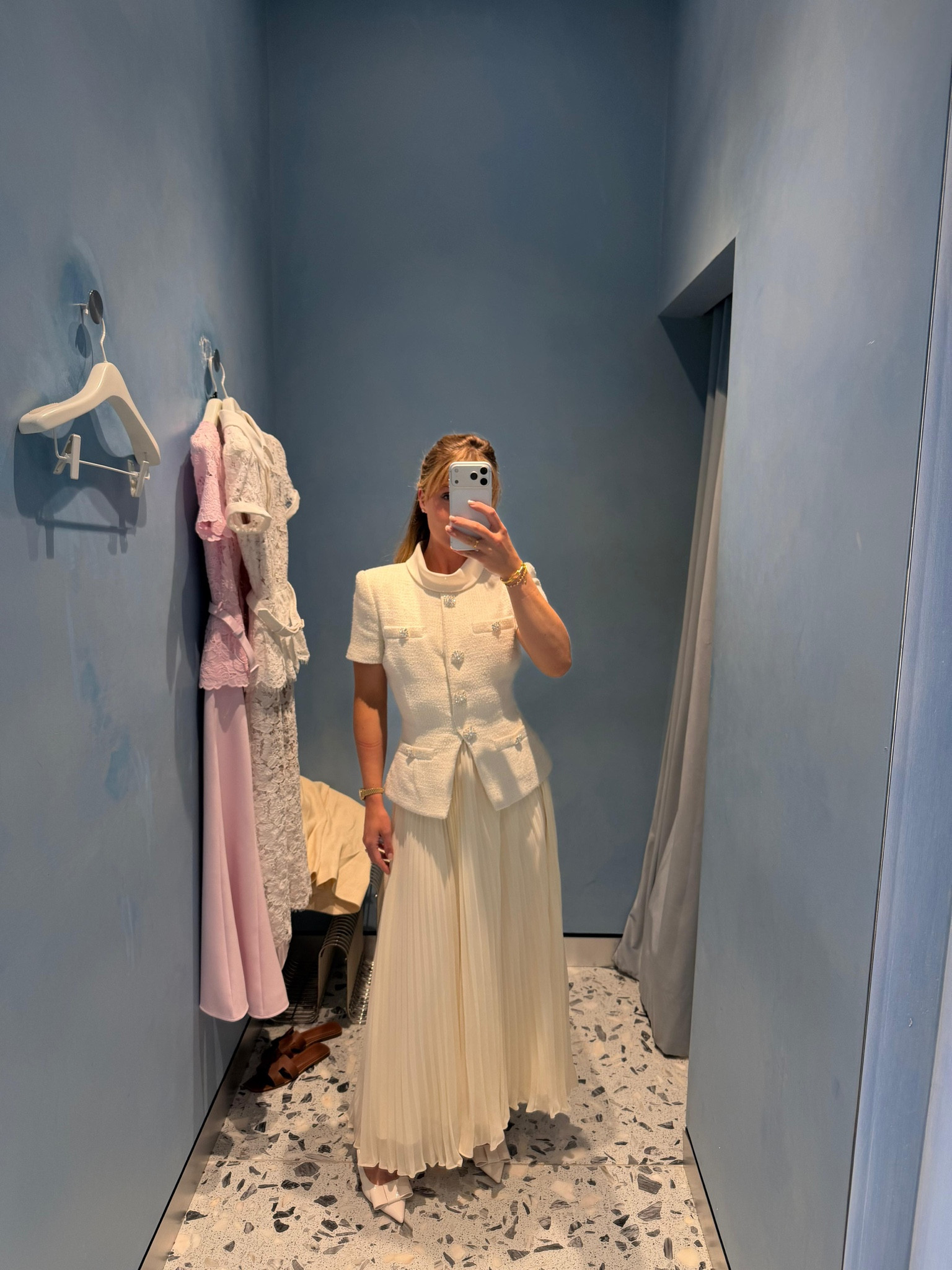 Self Portrait Dress 🤍

Wedding Guest Outfit Idea, Bride to Be, Pleated Embellished Dress , Summer Event Outfit, Races Style, Races Outfit, Occasionwear, Occasion Dress, Summer Occasion 

#LTKuk #LTKsummer #LTKwedding