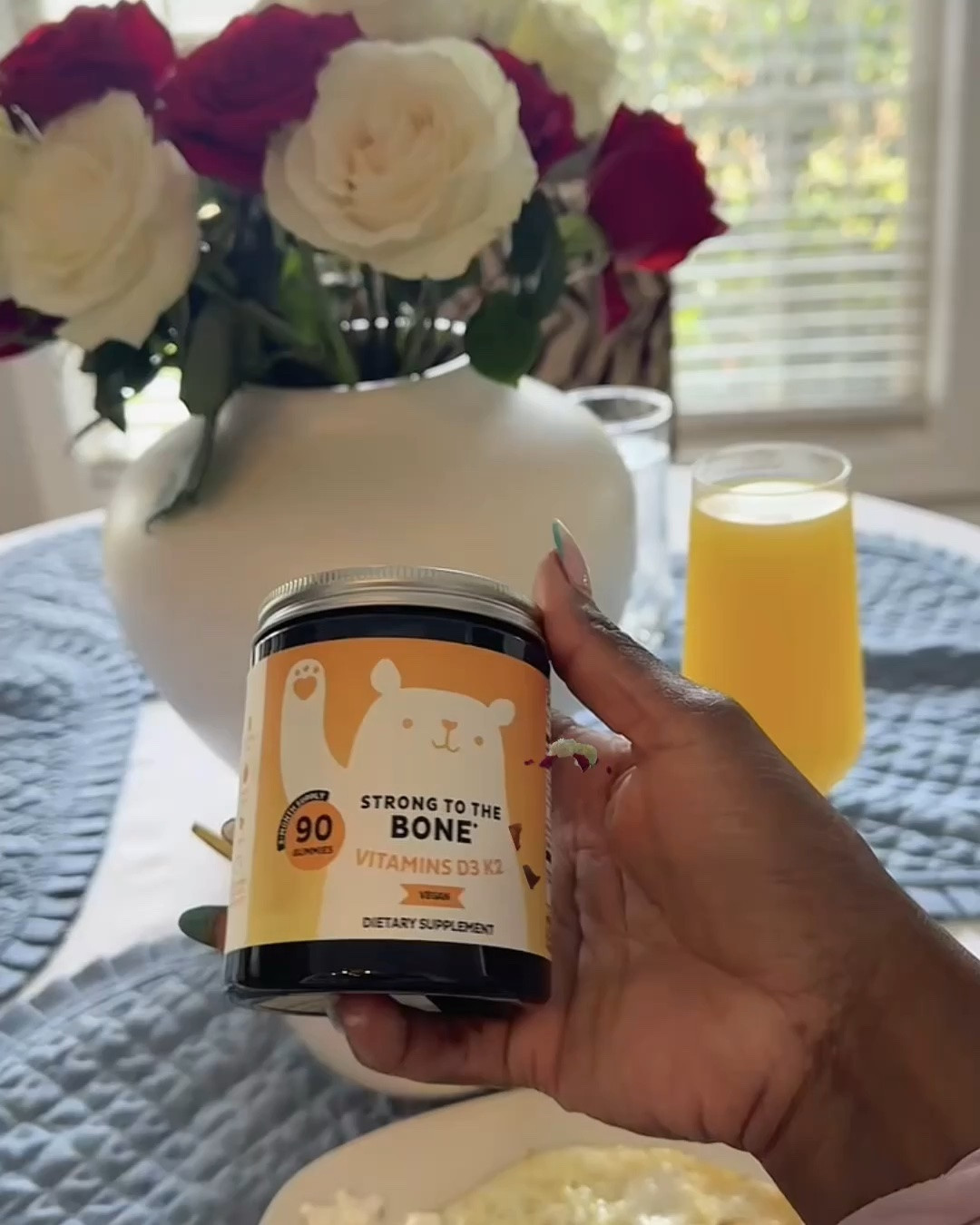 Started the morning with a challenging workout at the gym and whew… growth really lives on the other side of discomfort 💪🏽✨ The fit lifestyle isn’t always easy, but showing up consistently changes everything.

Came home, slowed things down with a good stretch session, made breakfast, and added my daily Vitamin D3 + K2 gummies from @bearswithbenefits 🍑 These peach-flavored gummies are SO good, vegan-friendly, and such an easy addition to my wellness routine for bone strength and overall support.

One thing about this journey… workouts matter, but nutrition and recovery matter just as much. We’re building strength from the inside out 🌱

OOTD today is @lululemon because comfort and confidence always make the workout better 🤍 Keep showing up, keep pushing, and keep choosing yourself daily.

#LTKFitness #BearsWithBenefits #VitaminD3 #VitaminK2 #WellnessJourney #FitnessLifestyle #GymRoutine #WorkoutMotivation #HealthyHabits #WomenWhoLift #Over40Fitness #Lululemon #FitLifestyle #GymOOTD #DailyWellness #ActiveLifestyle #HealthyLiving #Consistency #Discipline #StretchingRoutine #NutritionMatters #FitnessJourney #WellnessRoutine #VeganSupplement

#LTKActive #LTKfitnessgoals #LTKmorningroutine #LTKselfcare