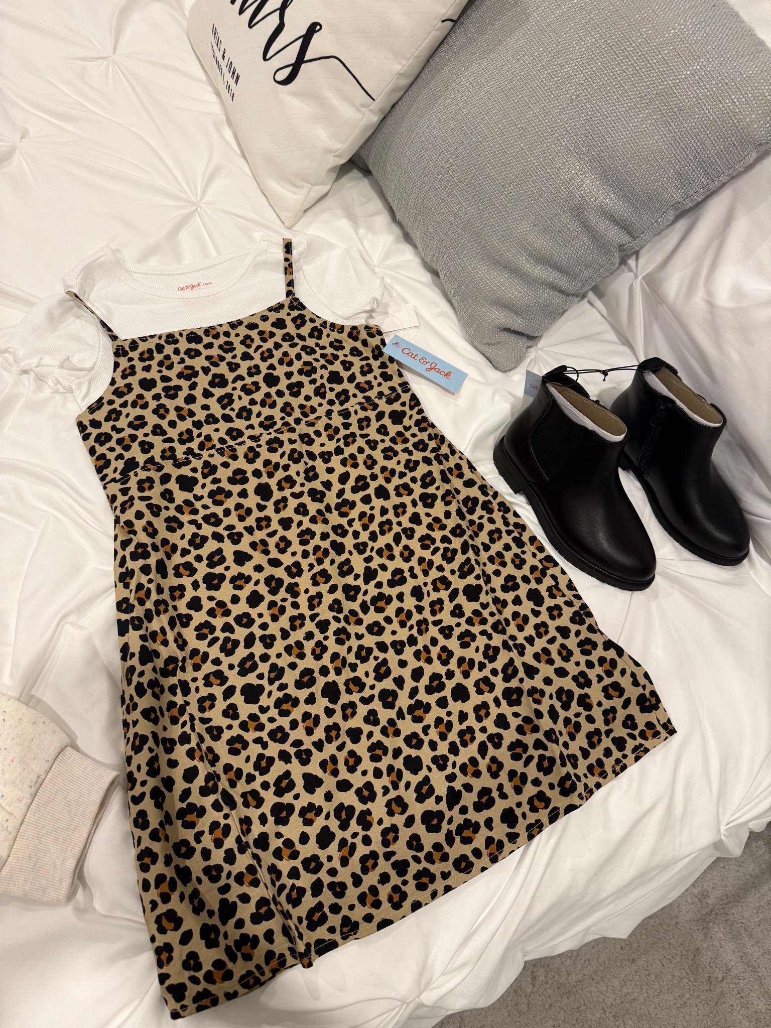 Fall photo outfit ideas 

#LTKFamily #LTKFallSale #LTKKids