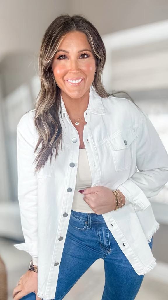 White Denim Vibes: Your New Favorite Layering Piece!

Add a touch of chic to any outfit with this crisp white denim jacket! Perfect for layering over tanks, tees, or dresses, this jacket is a versatile must-have. The raw hem adds just the right amount of edge, while the classic fit makes it timeless. Ideal for casual days, date nights, or spring outings! 🤍✨
	1.	White Denim Jacket
	2.	Casual Layering Piece
	3.	Raw Hem Women’s Jacket

#DenimChic
#LayeringGoals
#EffortlessStyle

#LTKGiftGuide #LTKMostLoved #LTKStyleTip