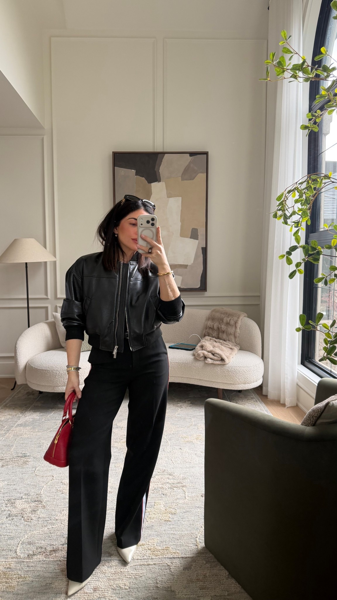 Jacket / XS 
Pants / 2 
Top / XS 

#LTKpetite #LTKcanada