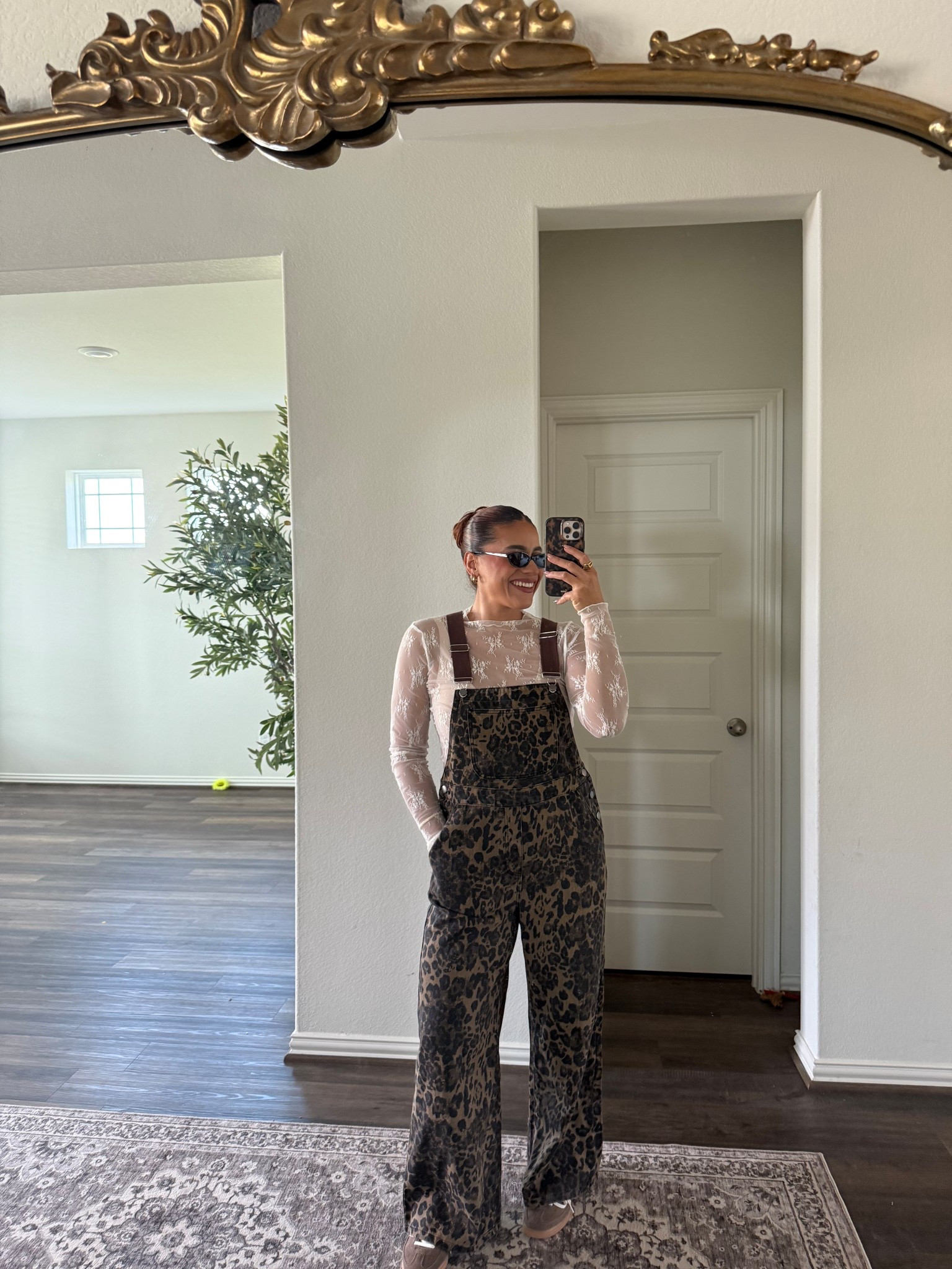 Outfit of the day✨

#LTKItBag #LTKShoeCrush #LTKFindsUnder50