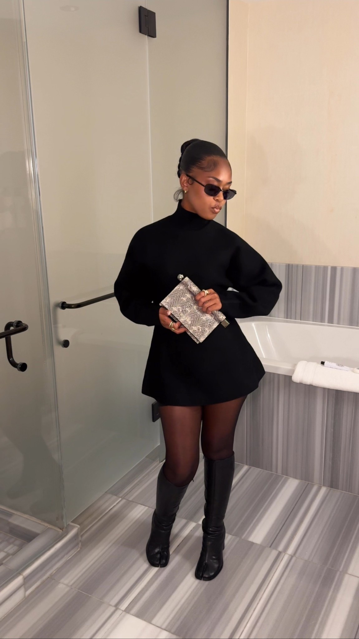 My outfit for a lowkey evening in the city ❤️✨

#LTKNYFW