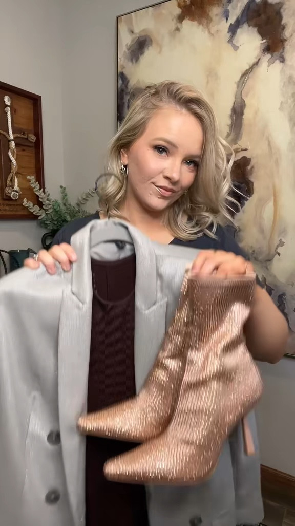 Petite outfit idea

#LTKbeauty #LTKitbag #LTKshoecrush #LTKstyletip #LTKfindsunder100 #LTKfindsunder50 #LTKsalealert #LTKworkwear #LTKmidsize #LTKVideo #LTKMostLoved #LTKSeasonal #LTKU #LTKfitness 

Valentine’s Day, Vacation Outfits, Work Outfit, Jeans, Winter Outfits, Wedding Guest