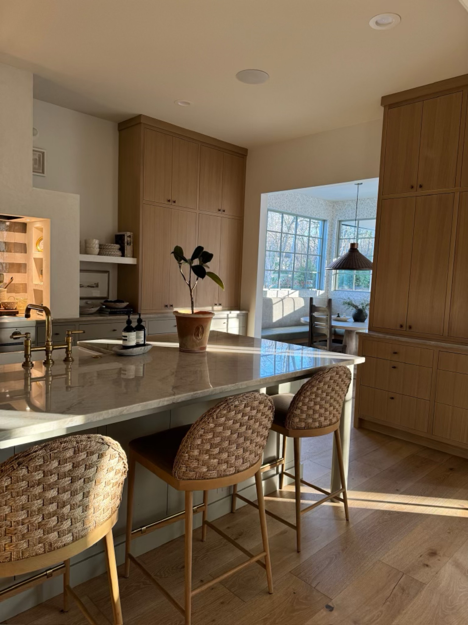 A glimpse into our kitchen and breakfast nook!

#LTKStyleTip #LTKHome