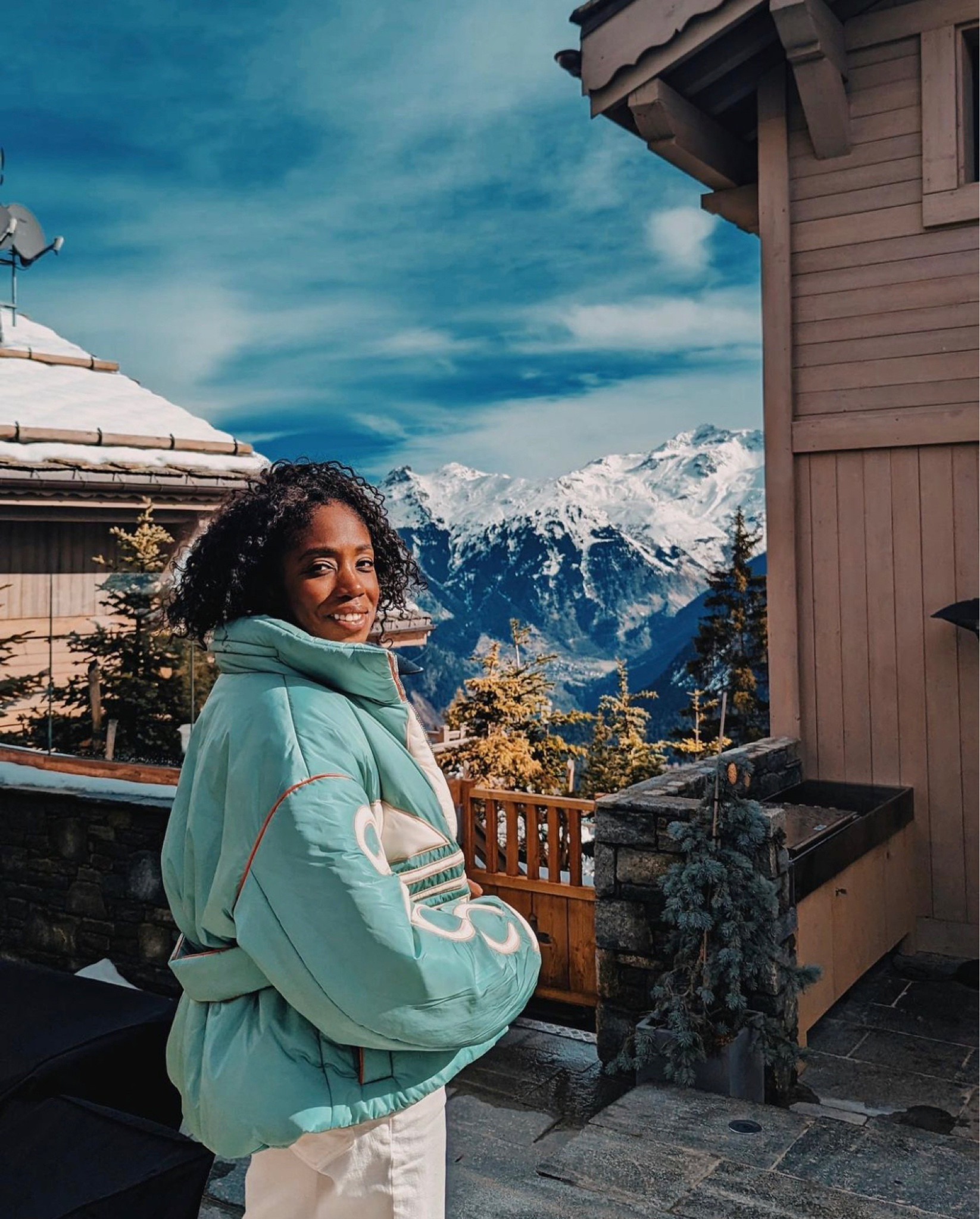 Luxury ski fashion in Courchevel, France 🎿✨

Select pieces are maternity friendly, making it perfect for looking stylish no matter if you’re pregnant or not.

Follow @nneya on Instagram for more luxury winter travel inspo. 💙❄️

#LTKtravel #LTKHoliday #LTKbump