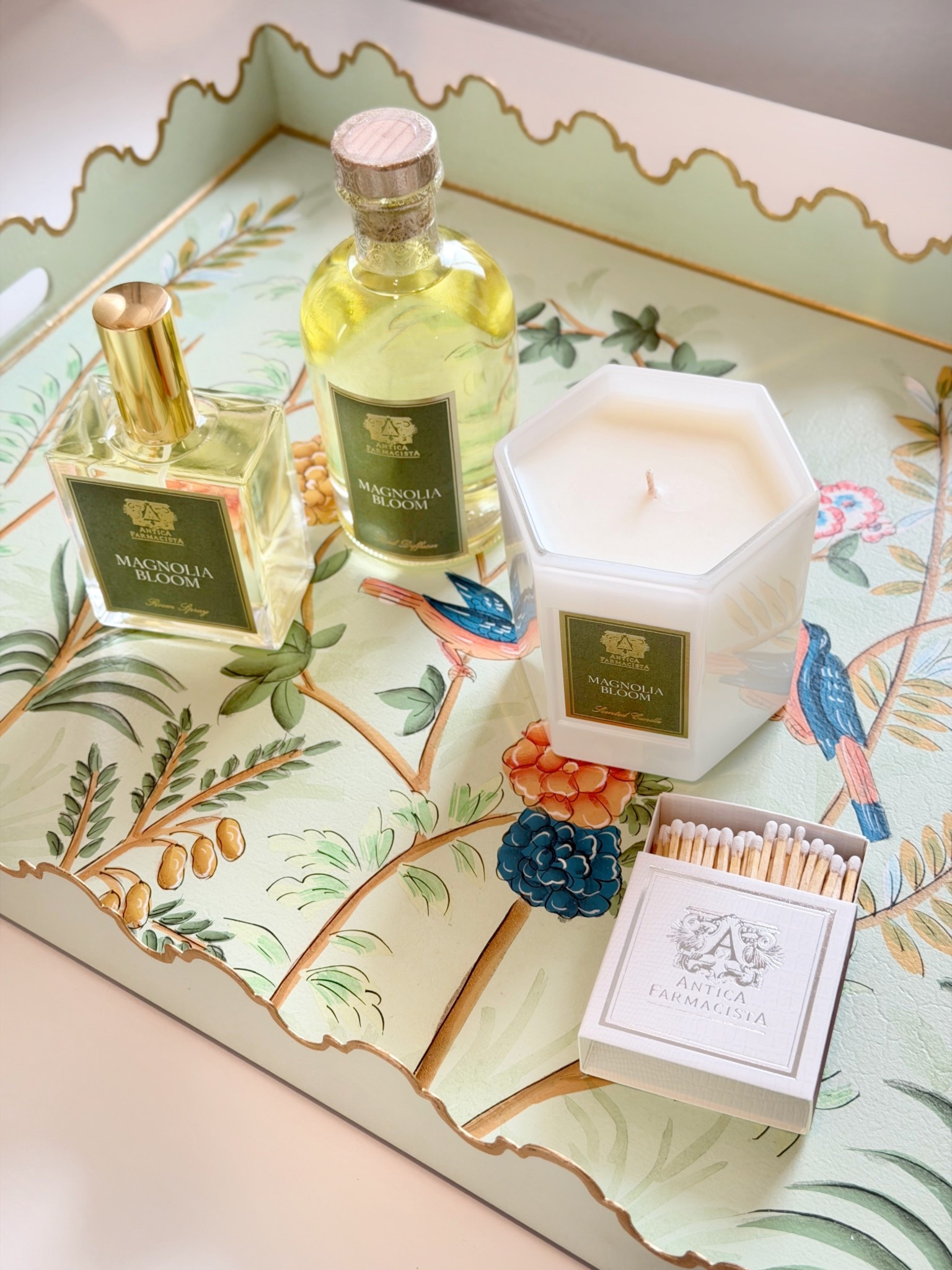 One of my favorite spring home fragrances! 💚