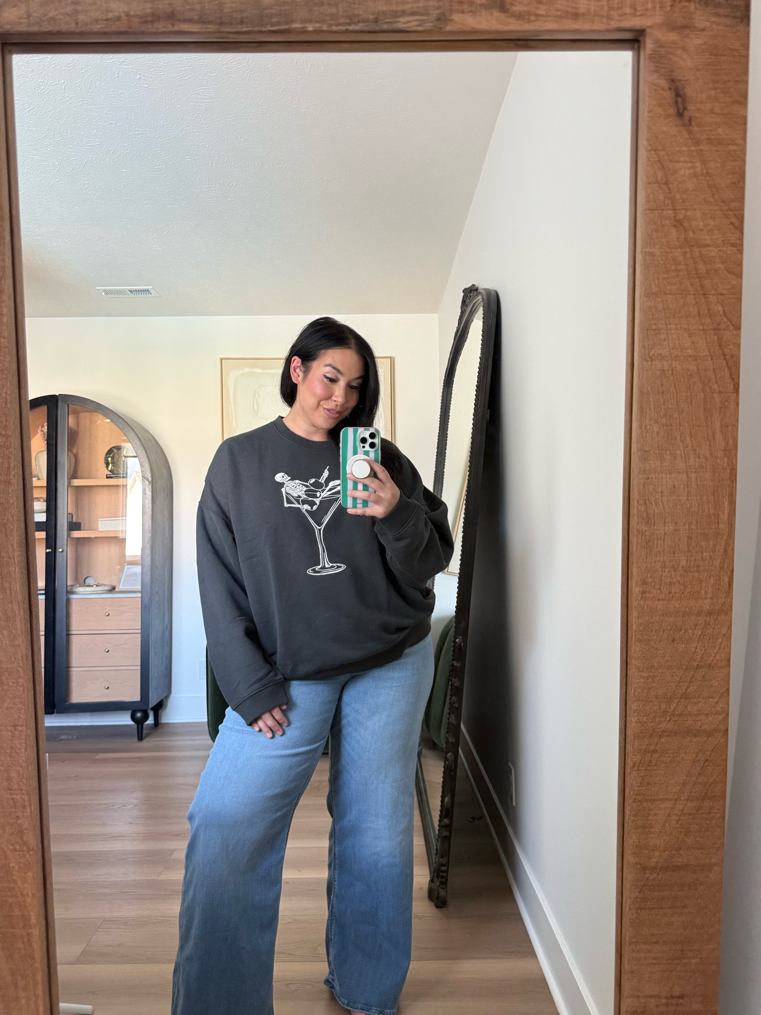 Jeans on sale
Midsize casual outfit size 16 
Size xl top
Halloween sweatshirt

#LTKMidsize #LTKSaleAlert #LTKootd