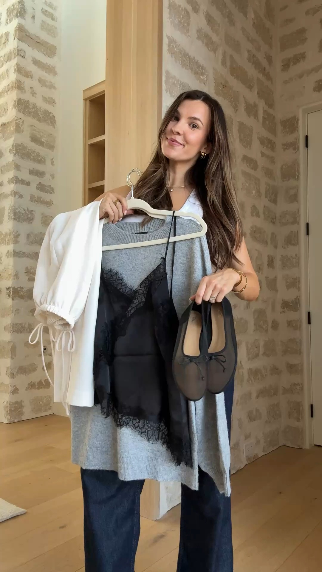 Get dressed with me!! Wearing size small in everything! 

Date night outfit inspo, fall fashion, fall layers, dinner outfit, night out essentials, soft neutrals, everyday outfit, weekend staple