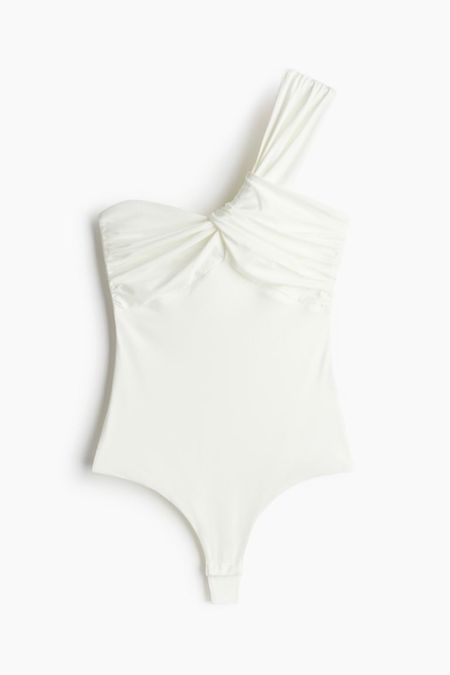 White one shoulder bodysuit 

#LTKstyletip #LTKSeasonal #LTKfindsunder50