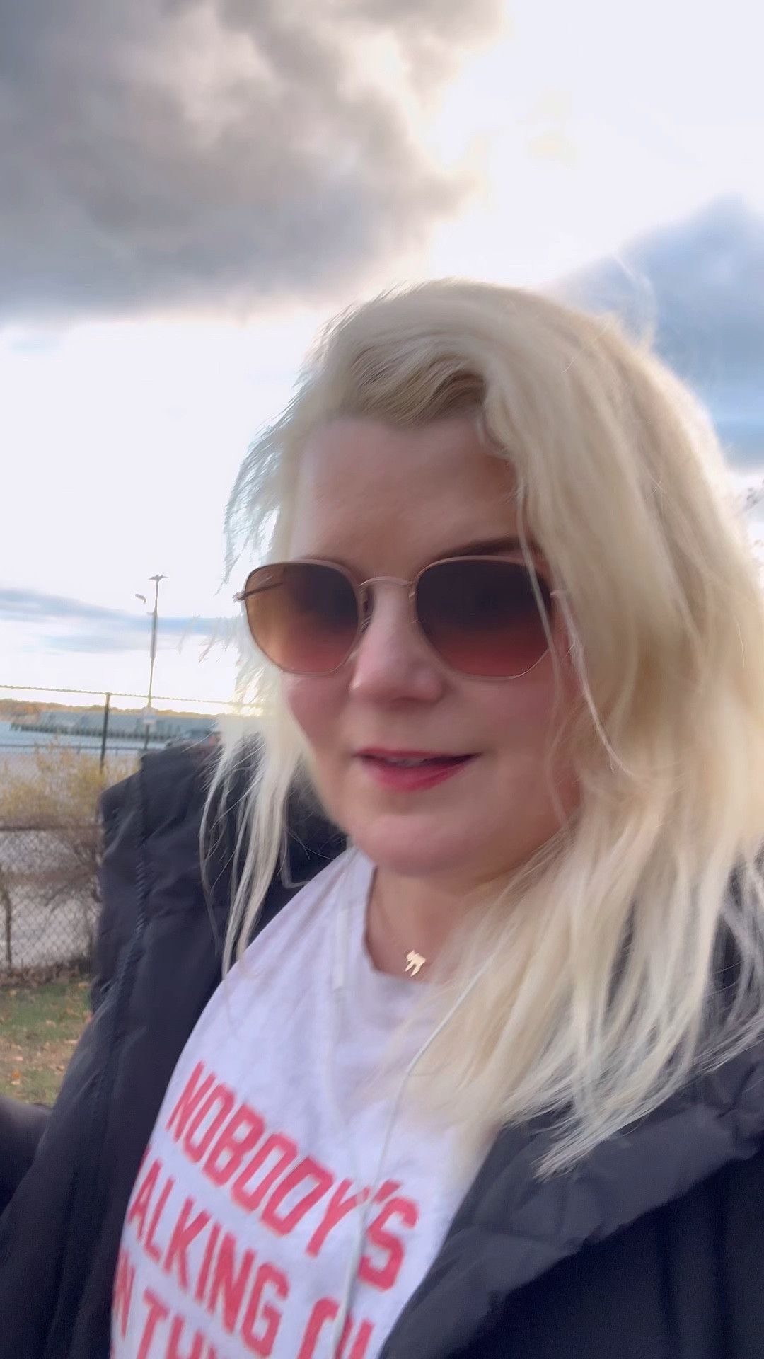 I totally sound like a teally bad Tinder Date Bio😅😅 

But also where is the lie?🤪

#LTKVideo #LTKSeasonal #LTKGiftGuide