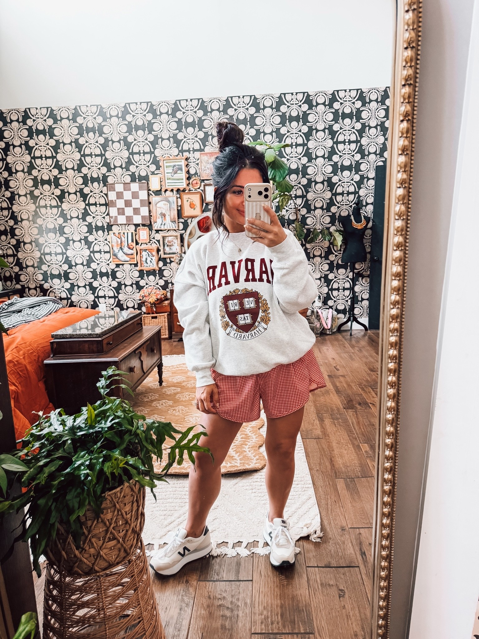 Casual fall day outfit

#LTKootd #LTKgrwm #LTKdayinmylife