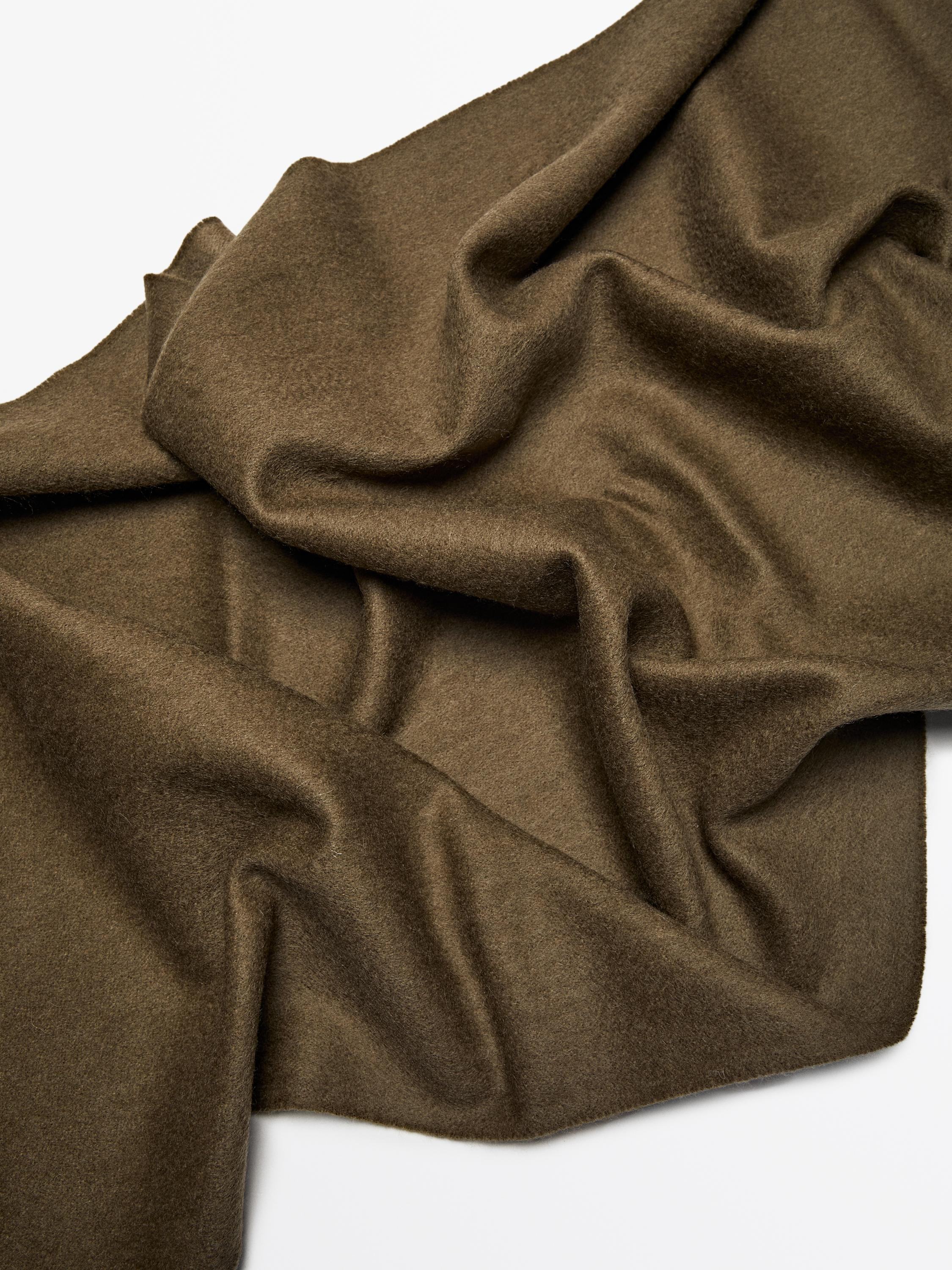 Doubleface-Schal aus 100 % Wolle · Grün, Blau, Braun · Schals | Massimo Dutti | Massimo Dutti DE