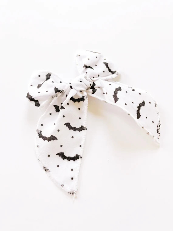 Spooky Bat Serged Cotton Bow, Fall Hair Bow, Solid Hair Bow, Girls Hair Clip, Halloween Hair Bow,... | Etsy (US)