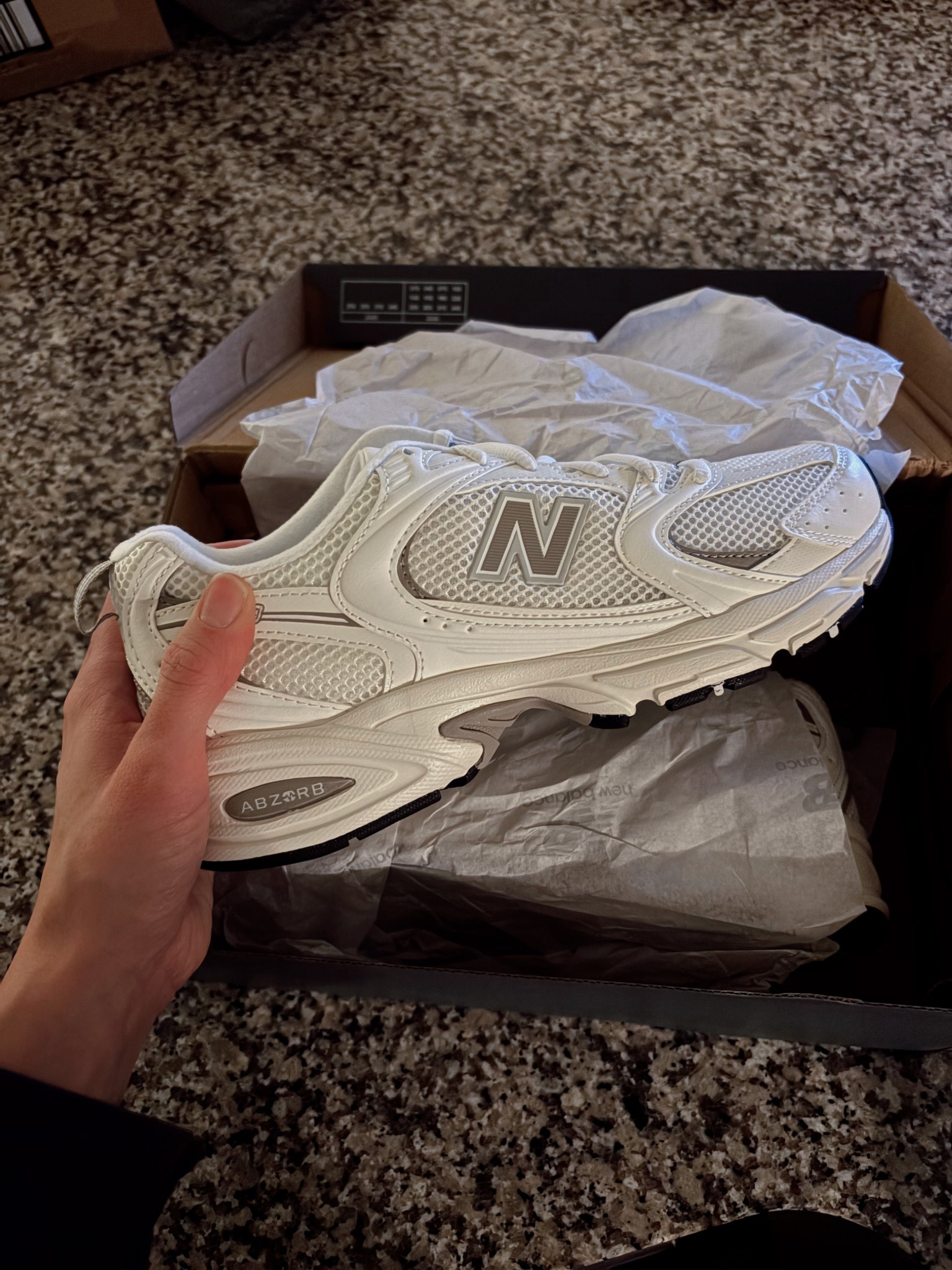 New mom sneakers 🪩💫 New Balance 530 in Neutral 



#LTKGiftGuide #LTKFindsUnder100