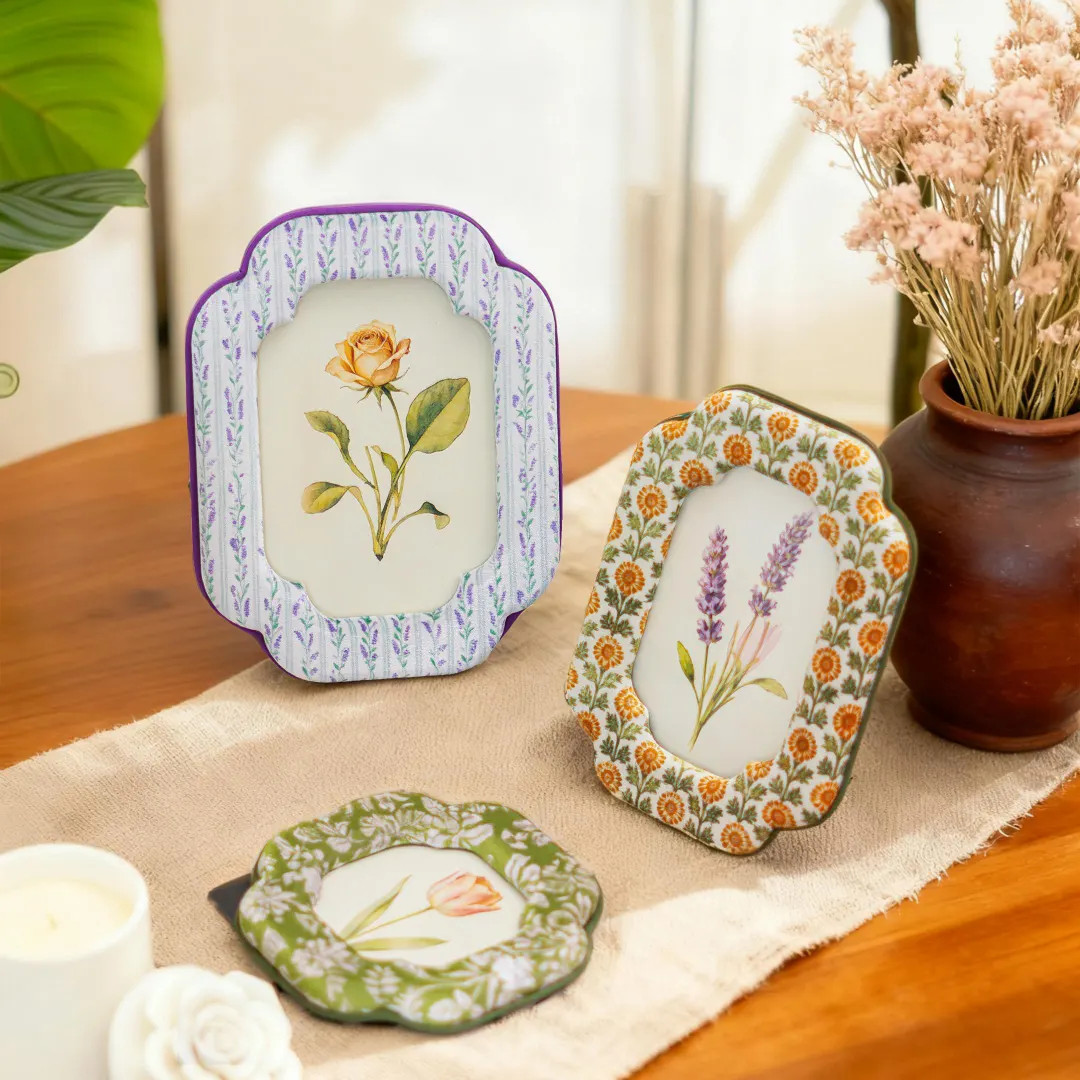 Velvet Photo Frame: Vintage Floral Print, Romantic Decor - Etsy | Etsy (Global)