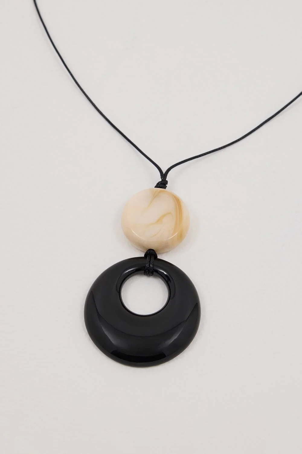 ANNA ROSSI ALBA RESIN NECKLCE BLACK | DISSH