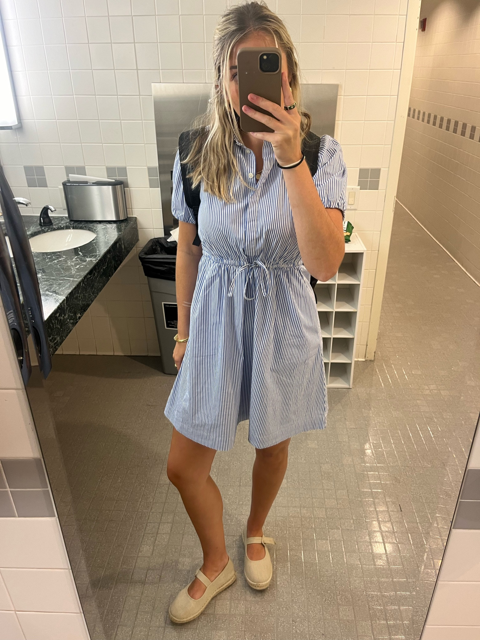 Cute work dress! 