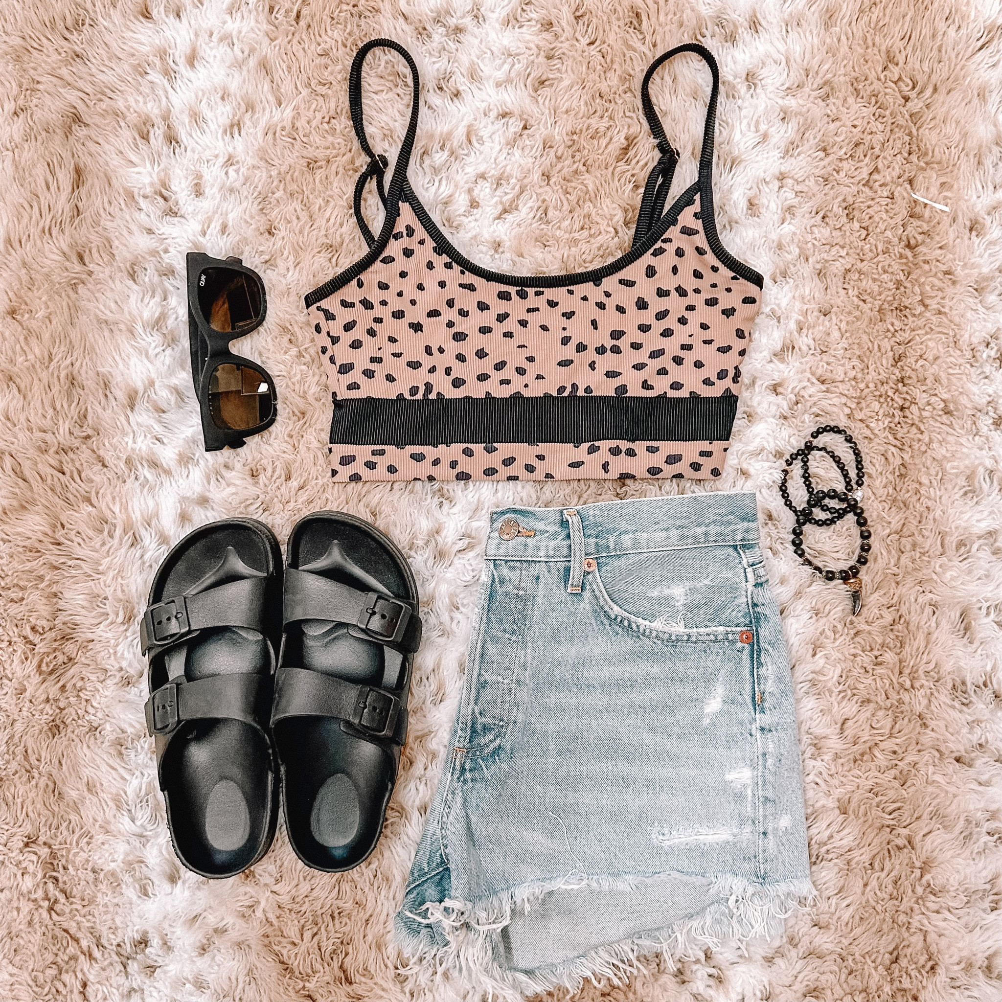 Spring break #flatlay edition!