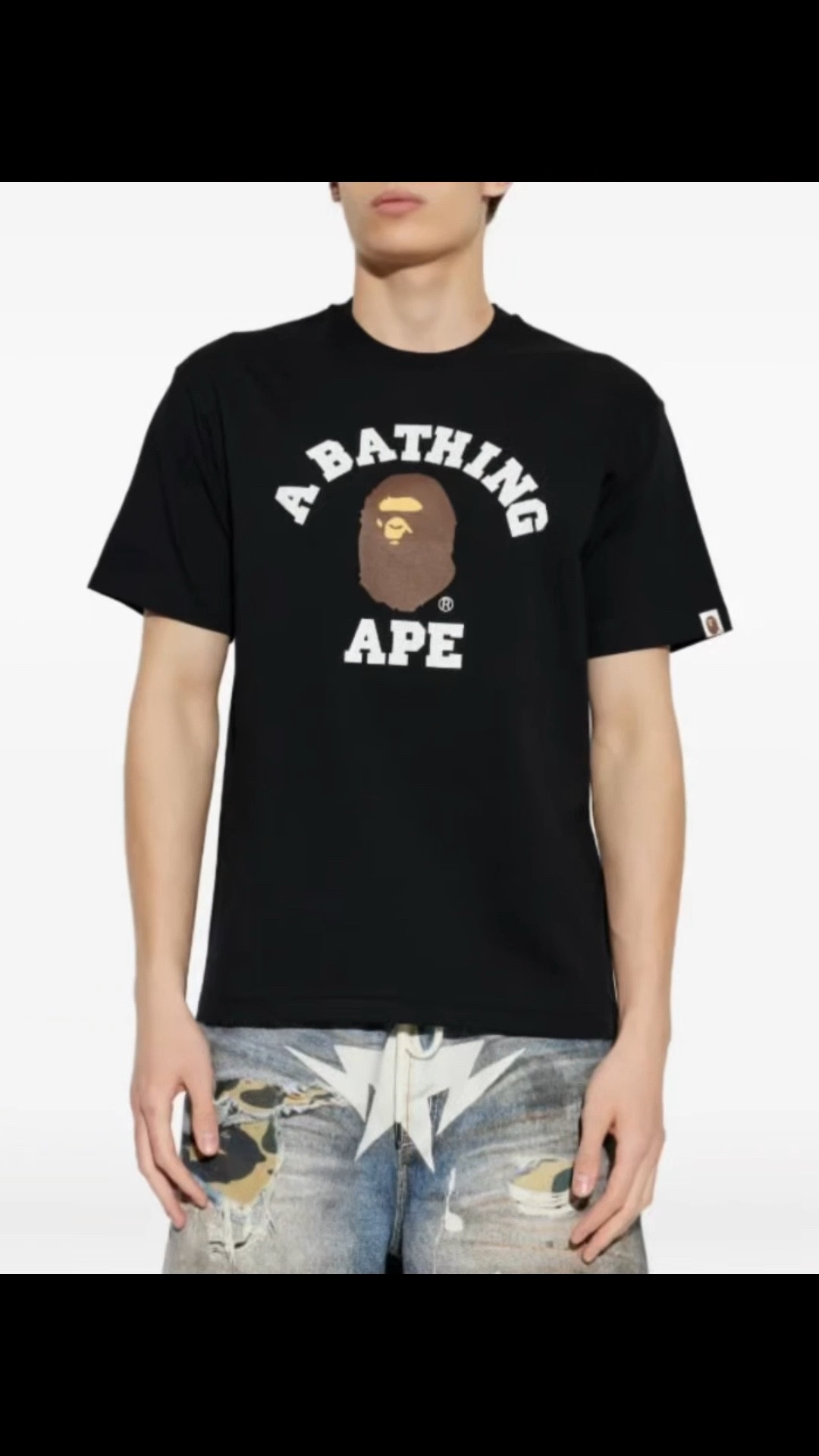 A BATHING APE®
logo-print T-shirt

#LTKActive #LTKMens #LTKU