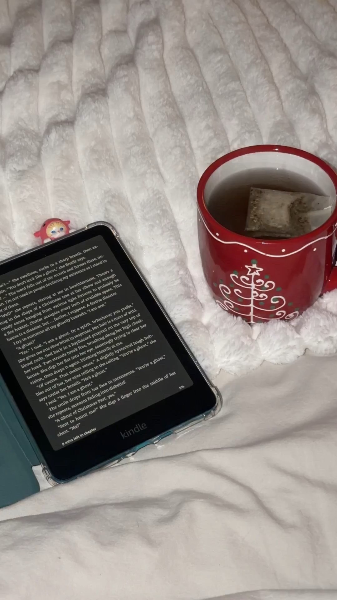 cozy nights binge reading my holiday book club book Good Spirits 🙂‍↔️

#LTKSeasonal #LTKHome #LTKHoliday