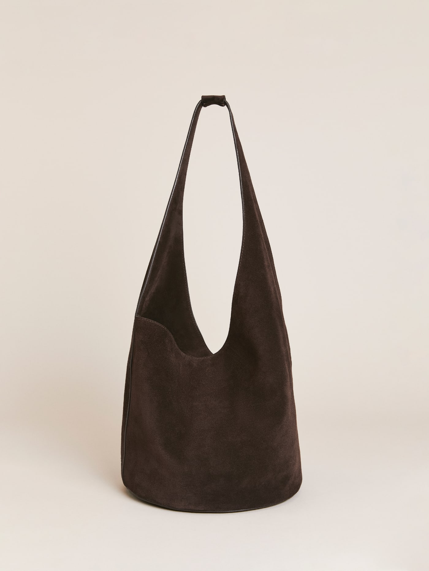 Medium Silvana Bucket Bag | Reformation (US & AU)