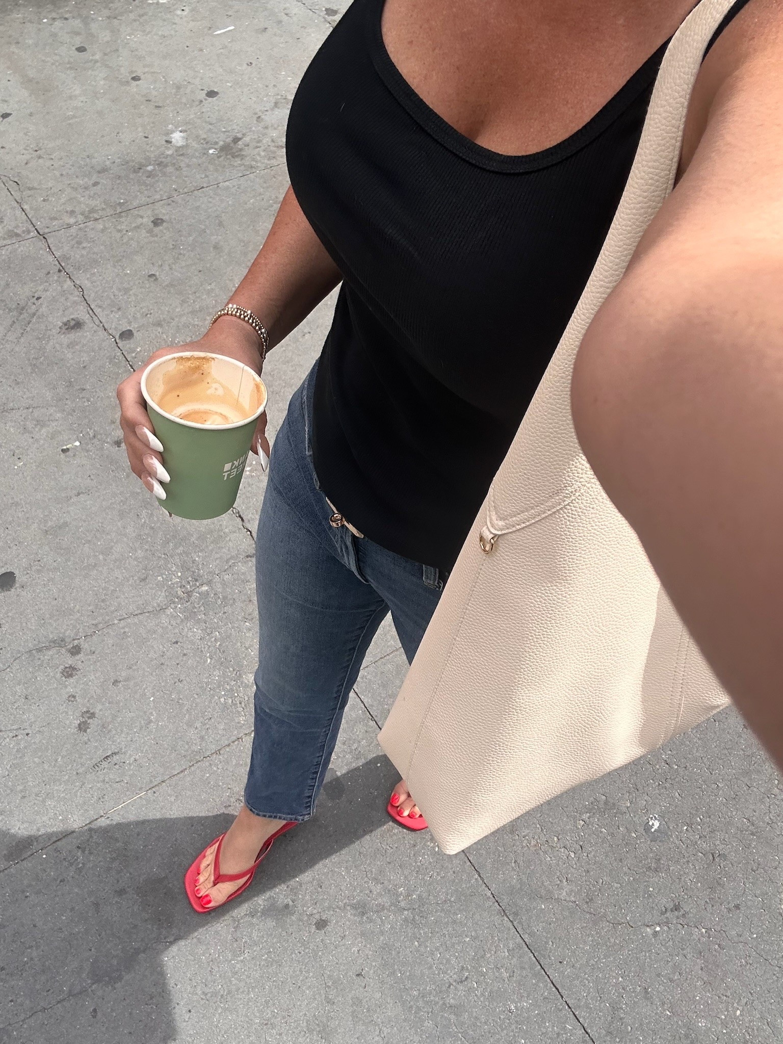Sharing my OOTD for walking around NYC! My fave madewell jeans, red kitten heels, black belt and fave black tank. I finished it off with this hobo bag from Target. All linked⬆️

#Itkcreator #Itkfinds
#Itkwatchnow #target #madewell #kittenheels #hobobag #summer #summeroutfits
#summerfashion #пус

#LTKgrwm #LTKootd #LTKSeasonal