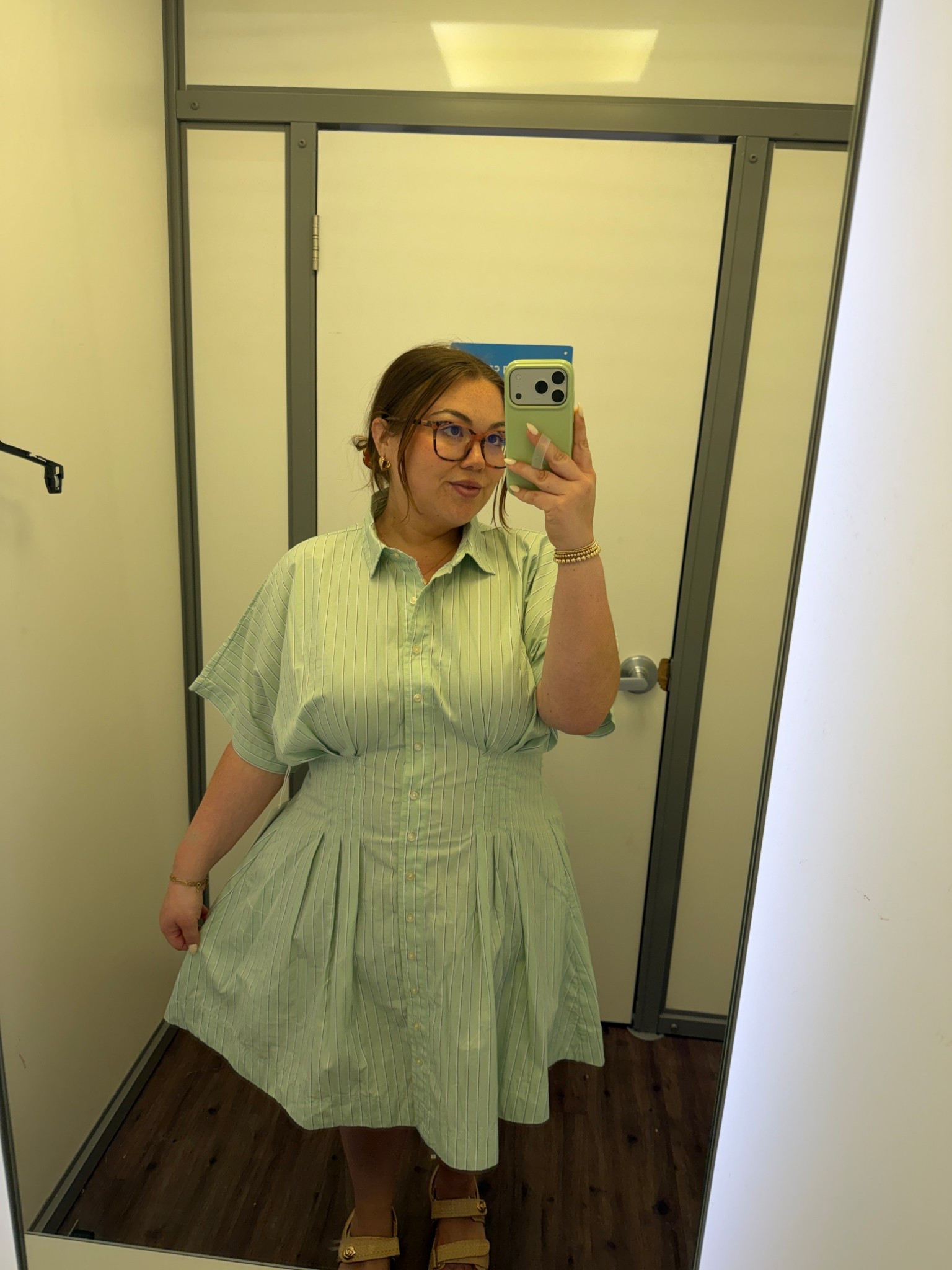 Such a cute dress with pockets!