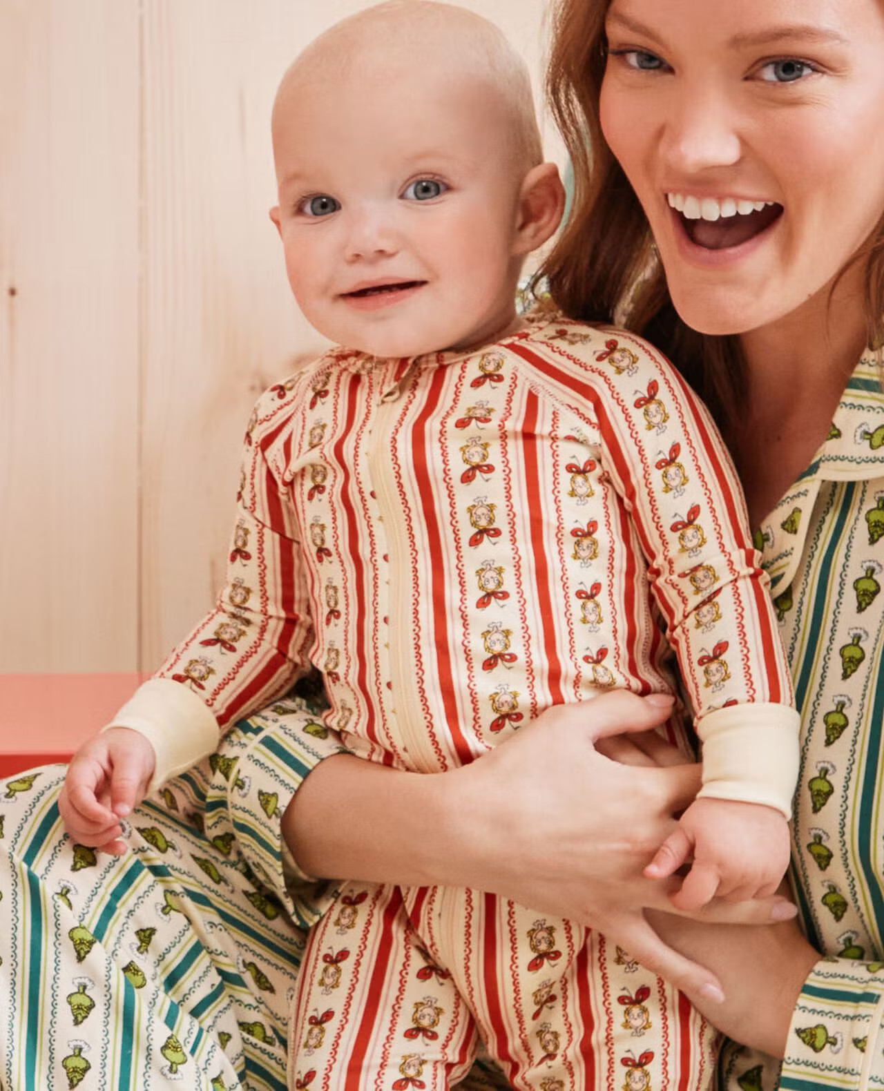 Dr. Seuss Grinch HannaSoft™ Stretch Sleeper | Hanna Andersson