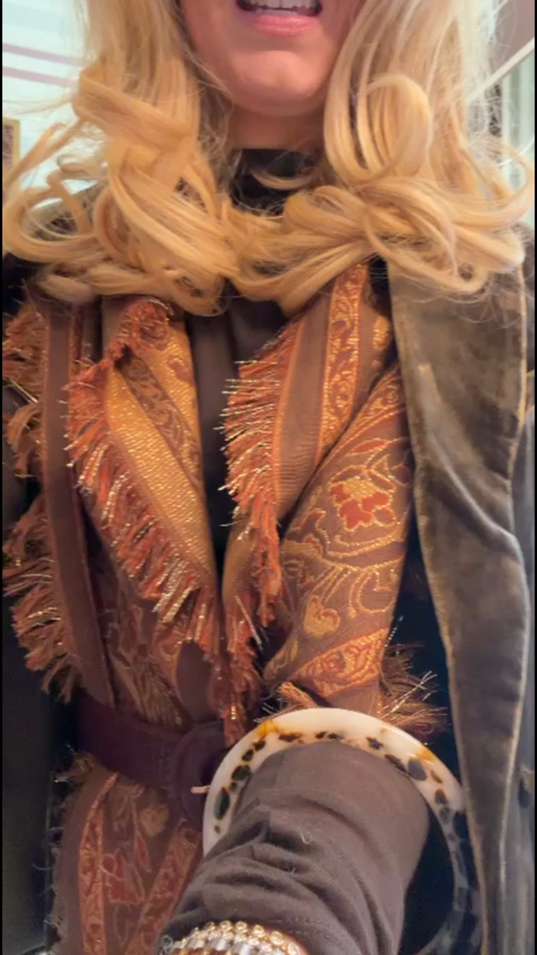 Leaning into rich browns and textured layers lately 🤎 A fringe jacket, wide belt, and a little gold makes this feel pulled together without trying too hard.

Styled with favorites from @Tuckernuck for an easy, elevated look you can wear from lunch to evening plans.

#LTKNYFW #LTKootd