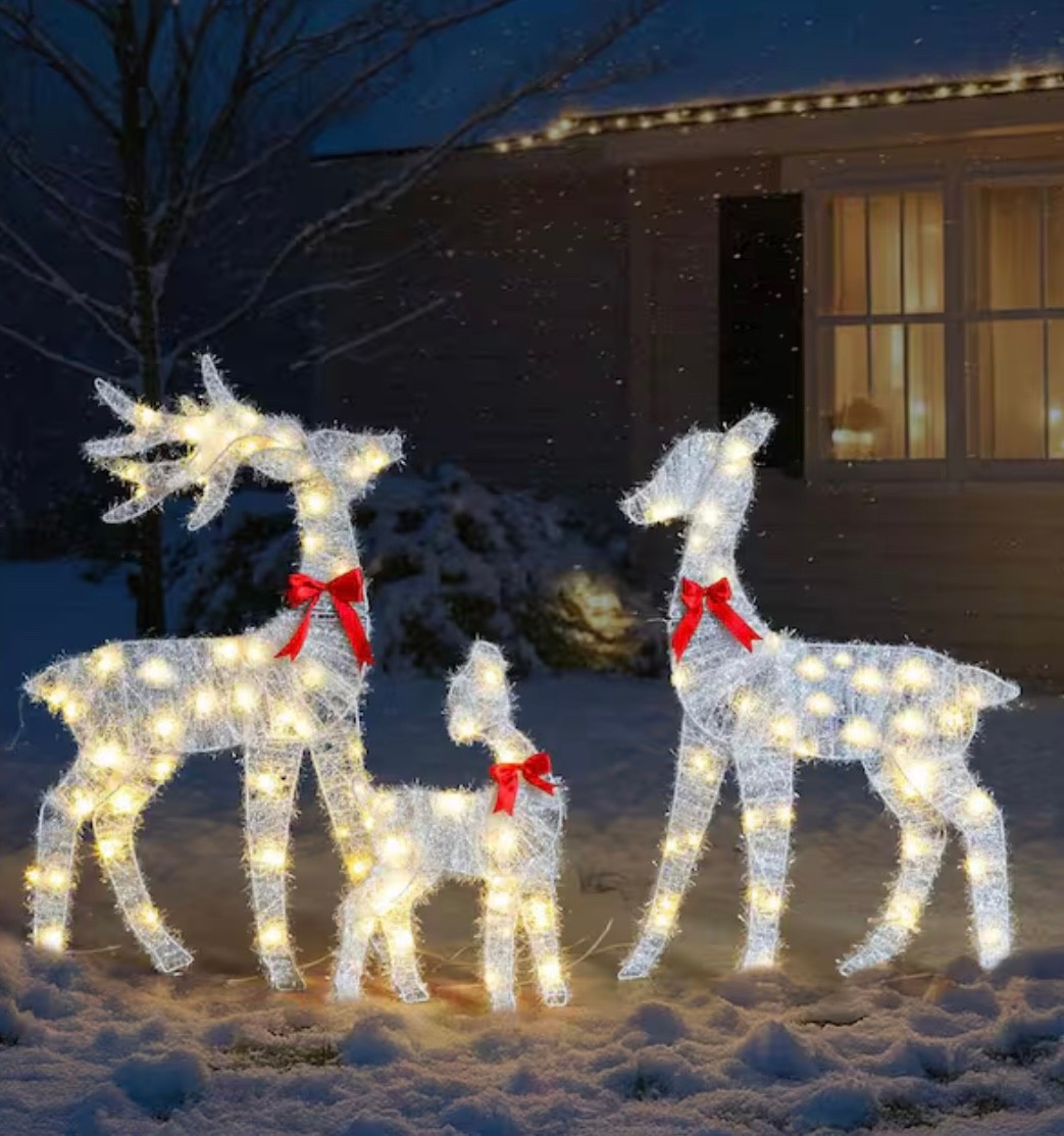 Outdoor reindeer Christmas decor🥰

#LTKHoliday #LTKSeasonal #LTKSaleAlert