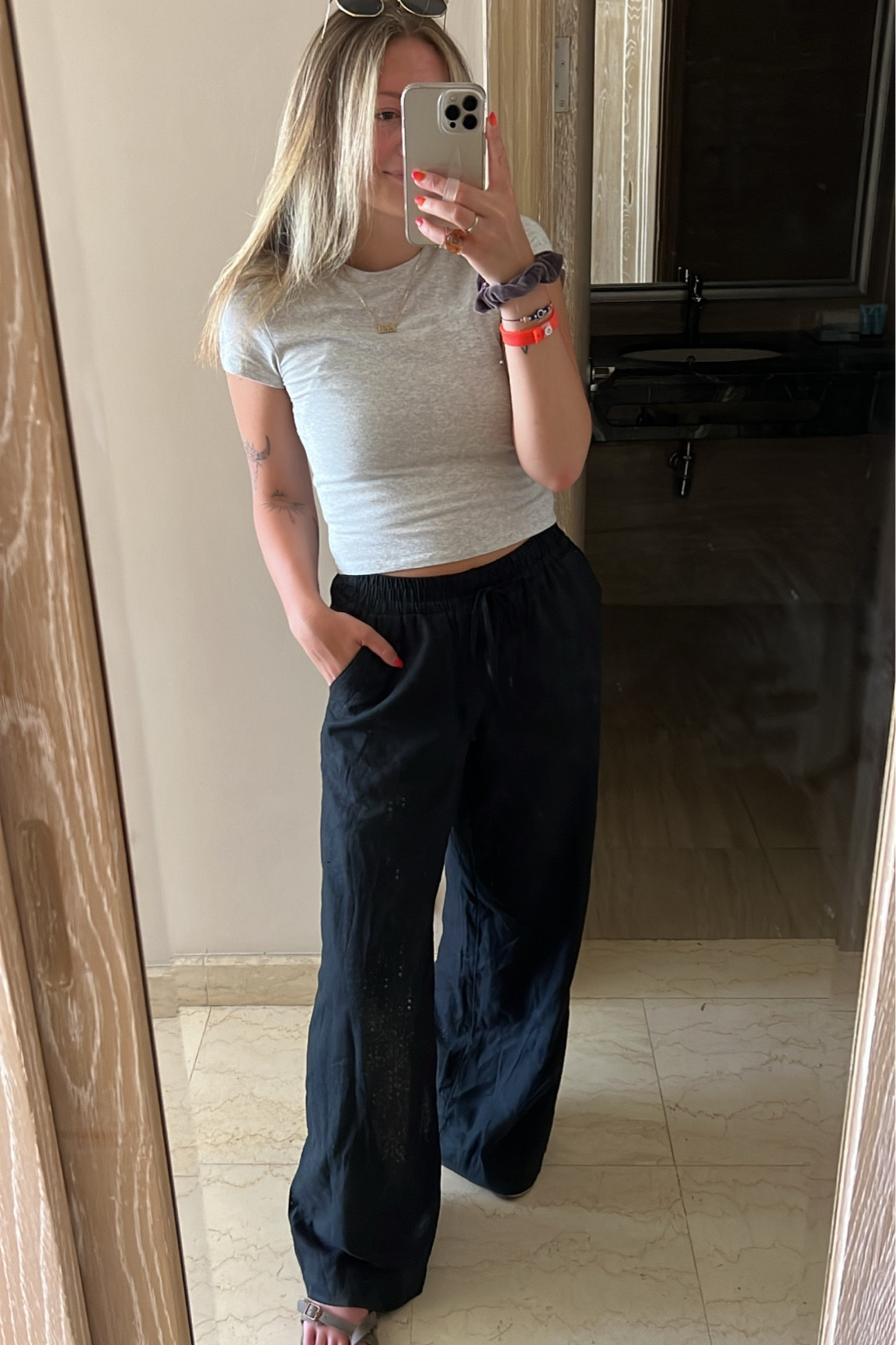 Travel fit + perfect summer essentials 

#LTKstyletip #LTKunder100 #LTKtravel