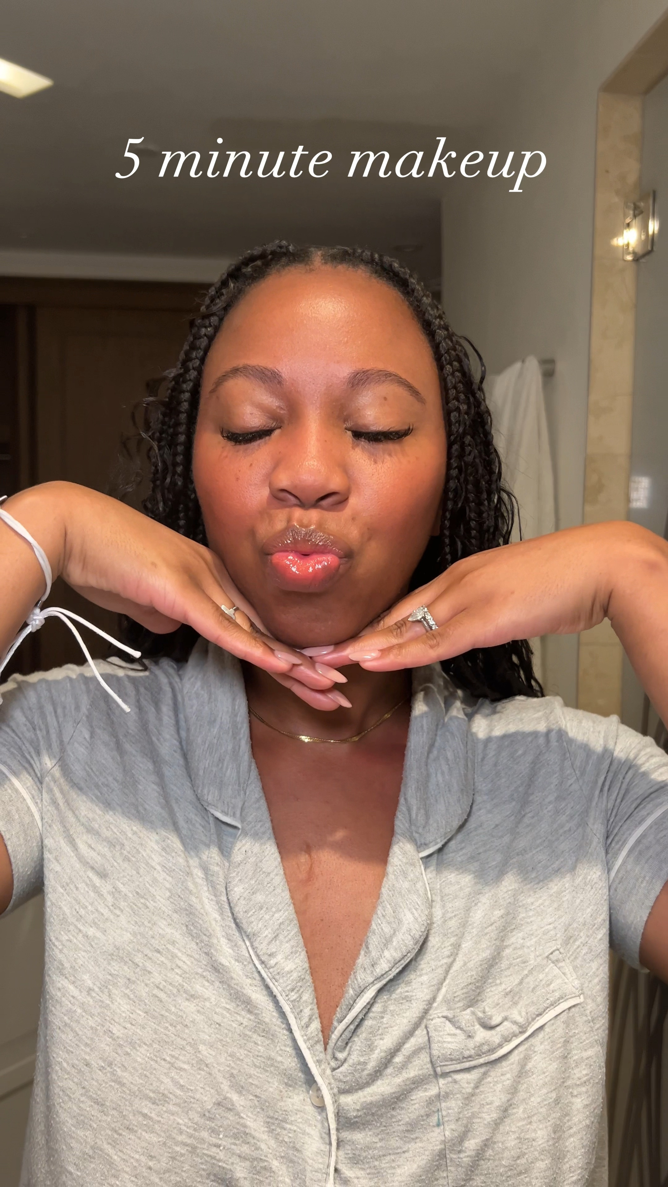 My go-to makeup routine that only takes me 5 minutes! 

#LTKbeauty