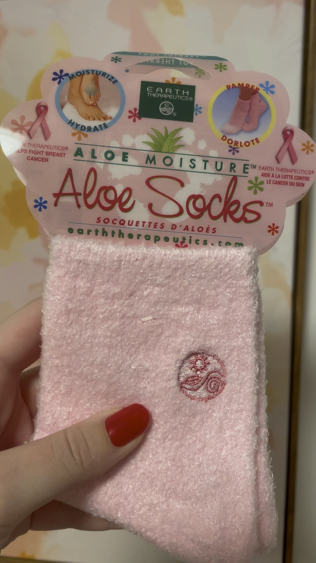 You need these if you have rough feet! 

It feels like cashmere on your feet 🧦

#athomespa
#giftidea
#giftsunder10
#inexpensivegifts 

#LTKVideo #LTKGiftGuide #LTKSeasonal