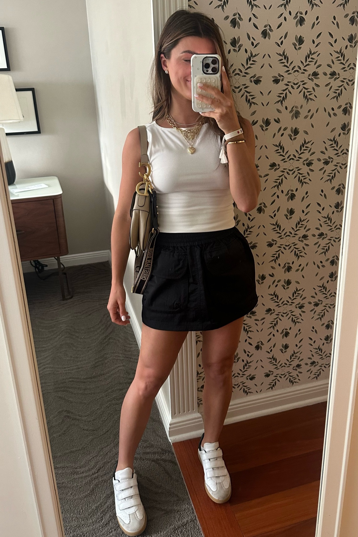 OOTG!!!

Top xs
Skirt xs
Shoes tts 