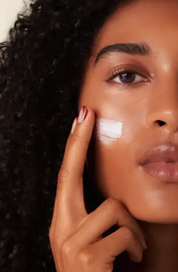 Essential Energy Refillable Hydrating Cream | Nordstrom Canada