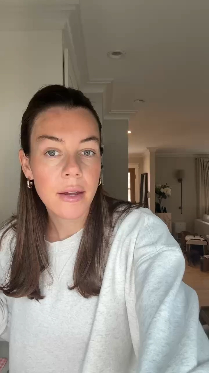 Linking olive’s athleisure! And a few more sports mom must haves! 