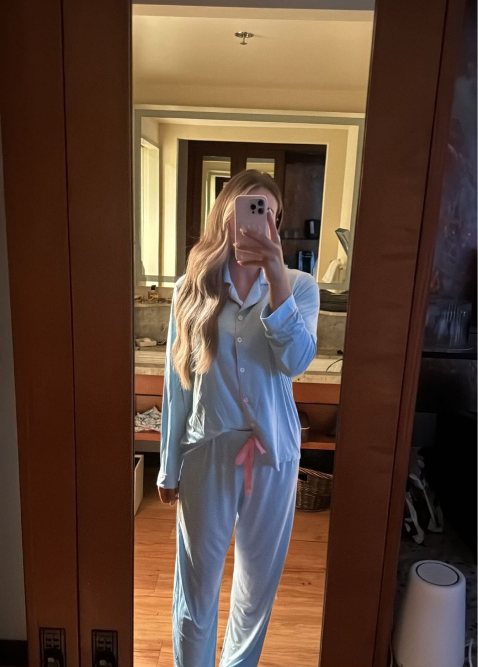 The cutest Amazon pjs! These are the same material as my very favorite nightgowns 💗 linked the two colors I purchased!

These run true to size!


#LTKFindsUnder50 #LTKFindsUnder100 #LTKStyleTip