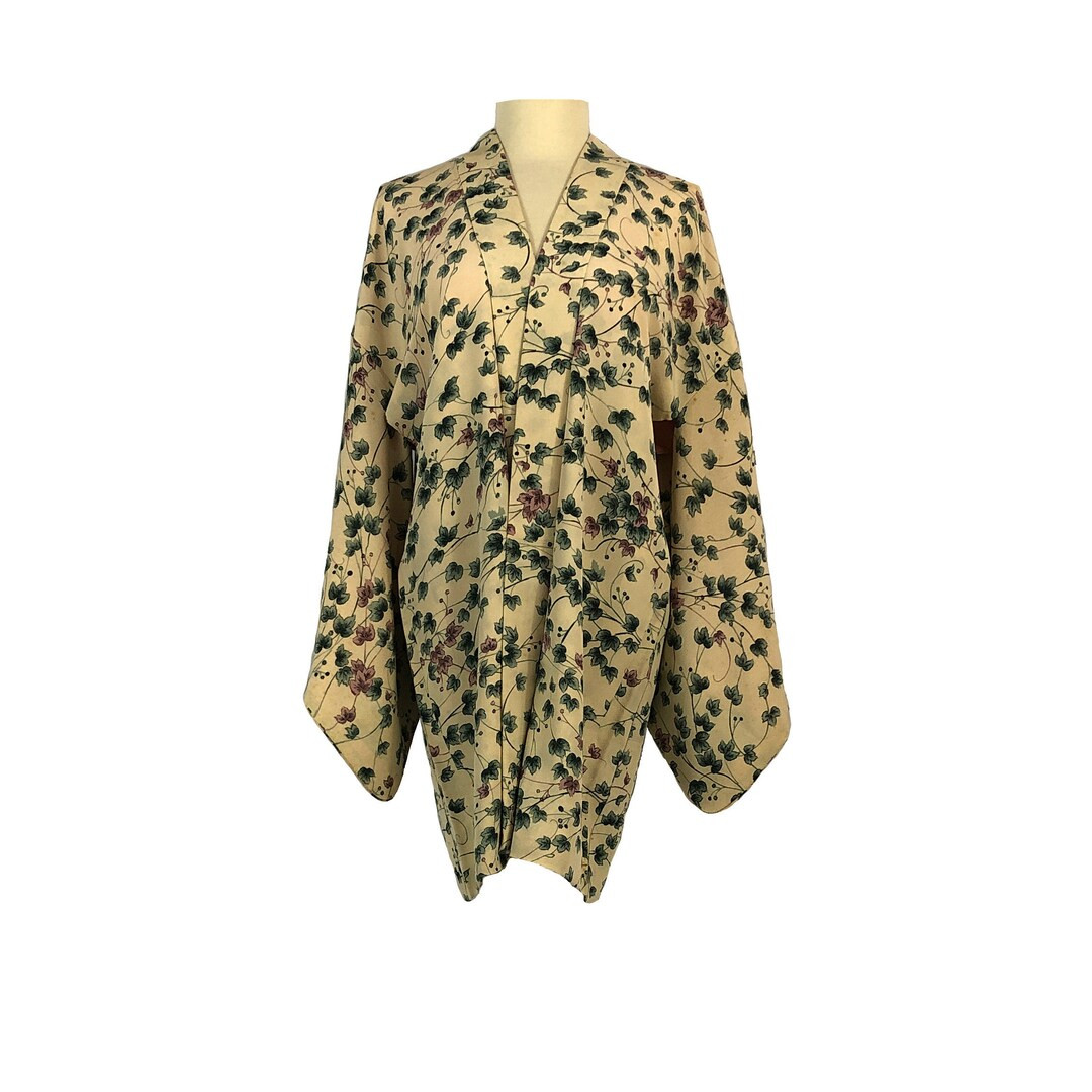 Vintage Japanese Kimono / Haori / Kimono Jacket / Kimono Coat / Kawari-chirimen / Silk / Komon / ... | Etsy (US)