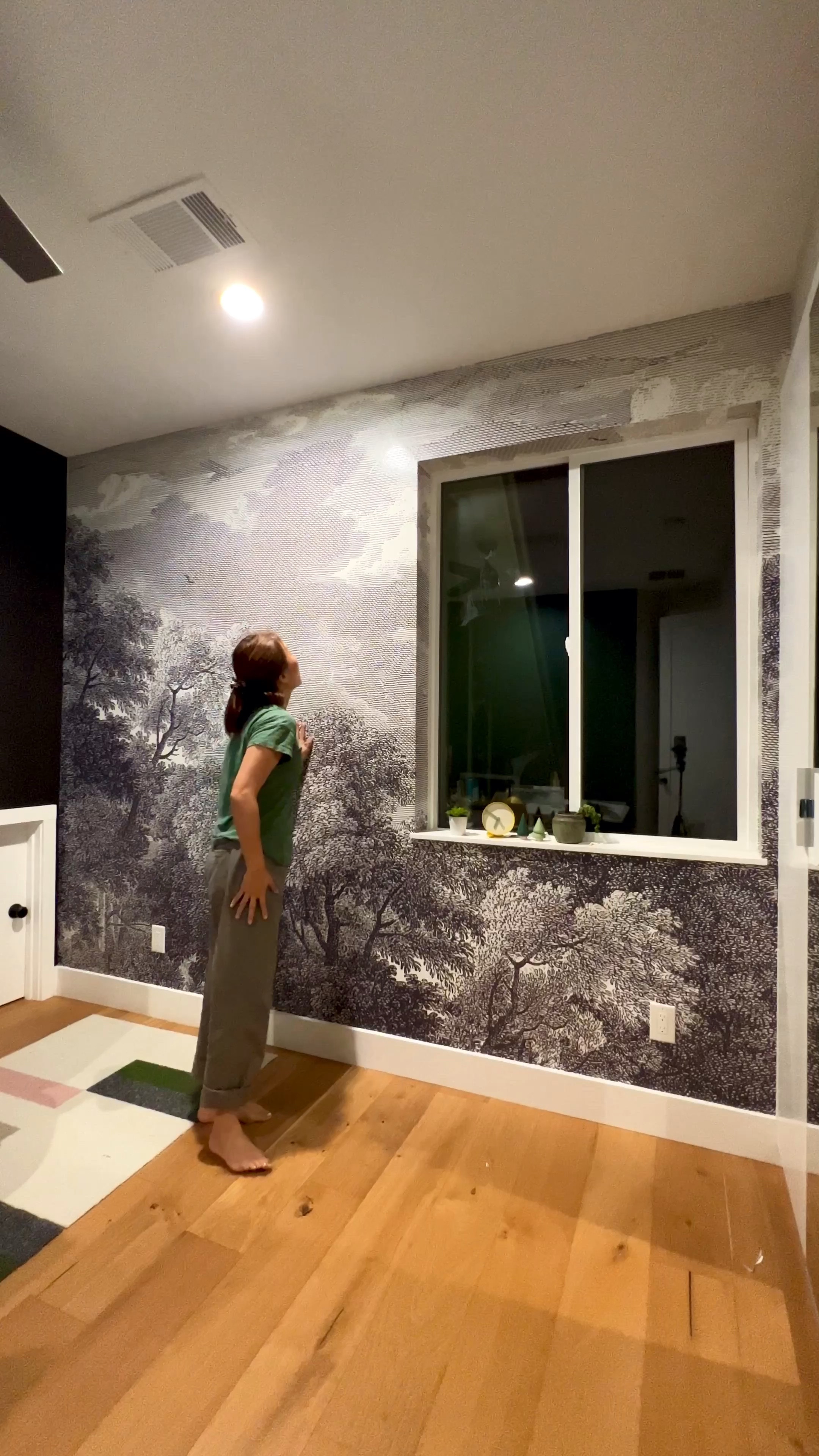 This mural wallpaper change the mood right away!

#LTKSale #LTKhome