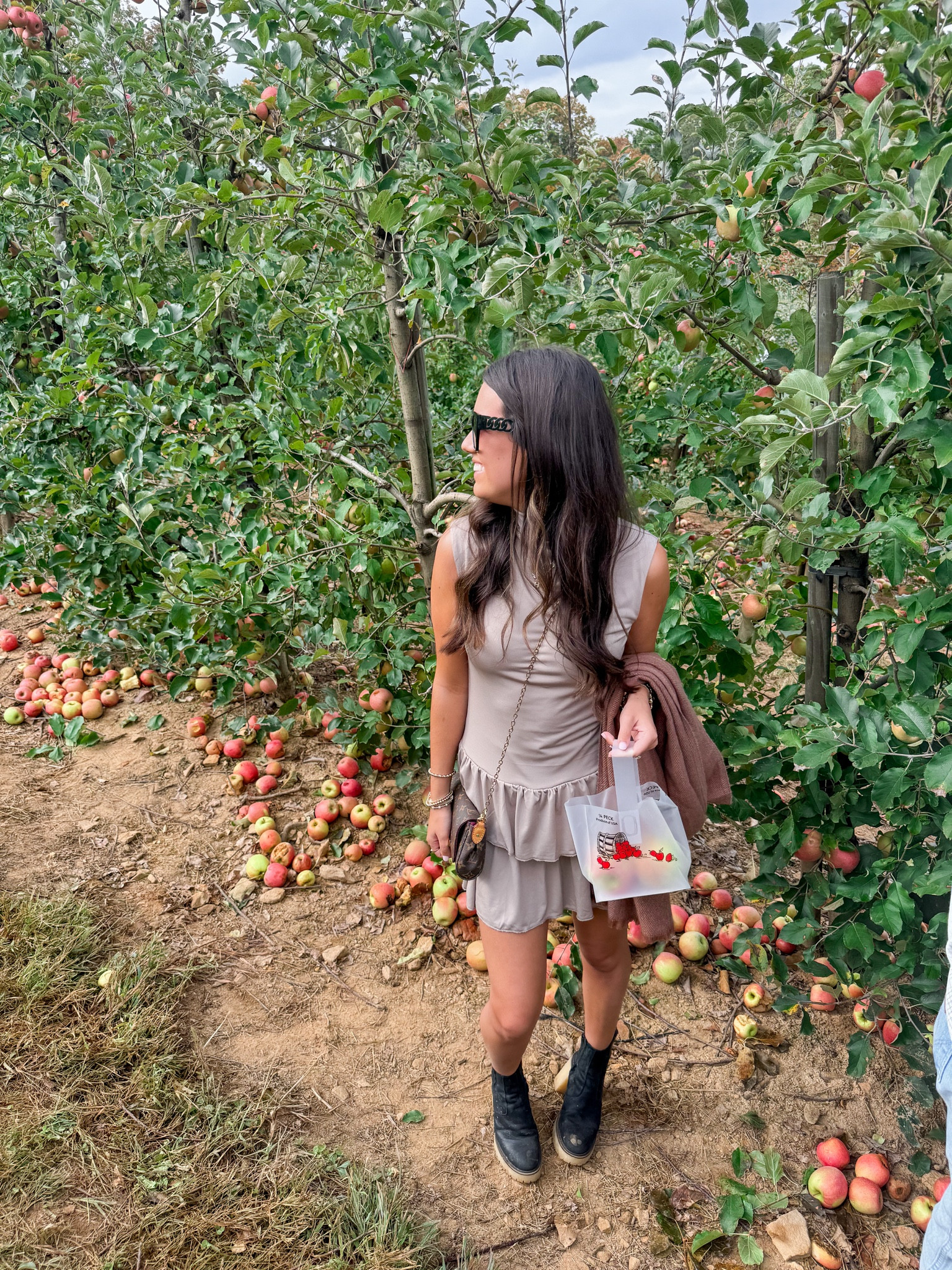 Cute and affordable fall outfit - perfect for apple picking! 🤍🍎

#LTKStyleTip #LTKSeasonal #LTKFindsUnder50