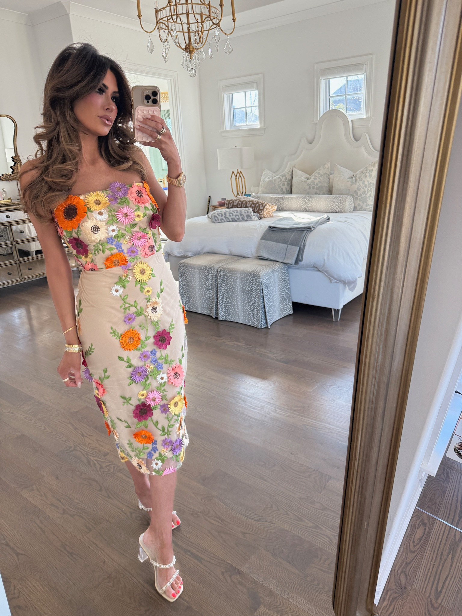 Wearing a size small! It ran true to size. I have a frozen shoulder so I can not zip things on my own right now! My code EMILY30 works for the next 72 hours - 30% off site wide  
@vici #vicipartner

#LTKxVICI 

#LTKStyleTip #LTKShoeCrush