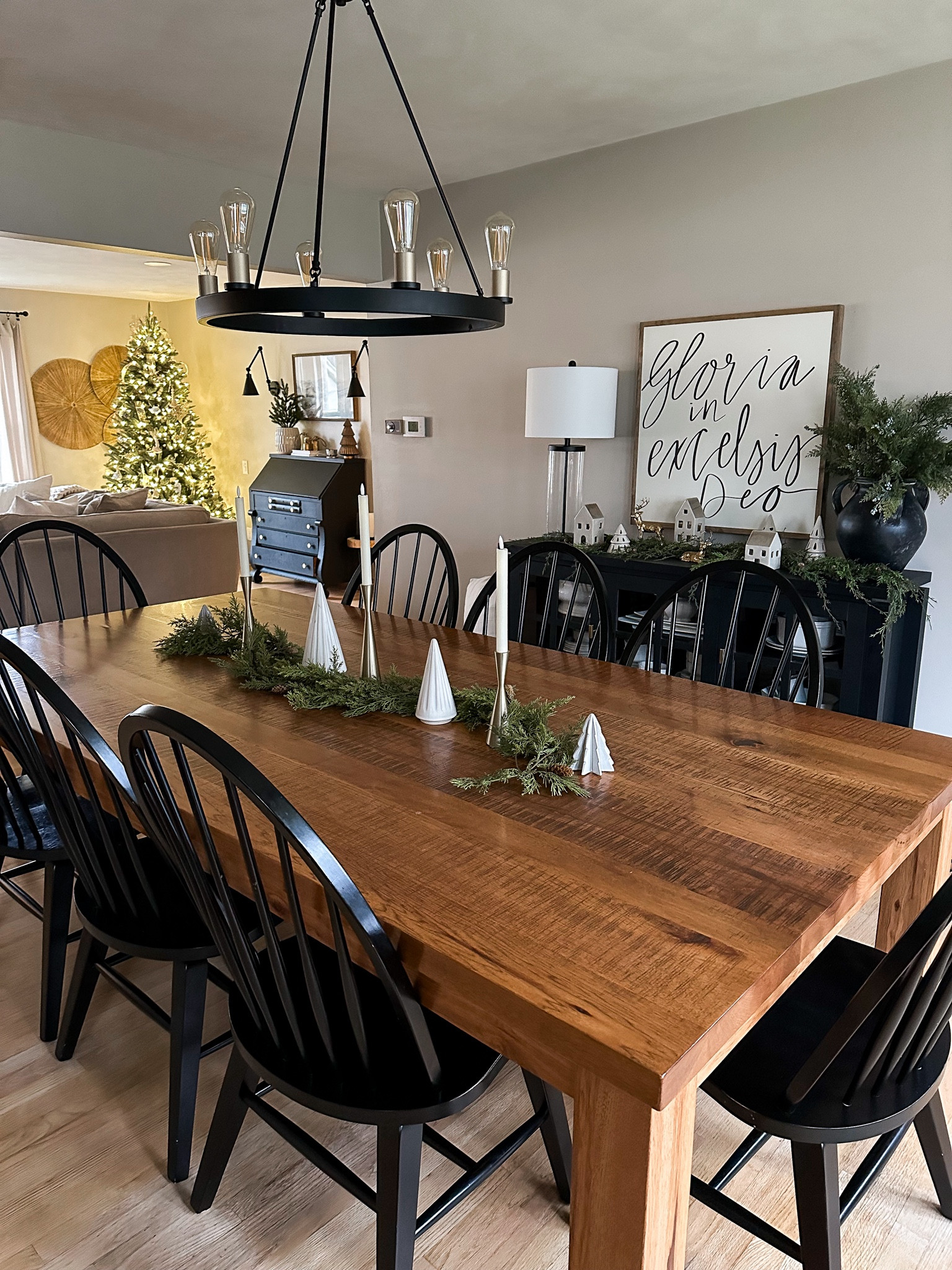 My Christmas decor 


#LTKHoliday #LTKSeasonal #LTKhome